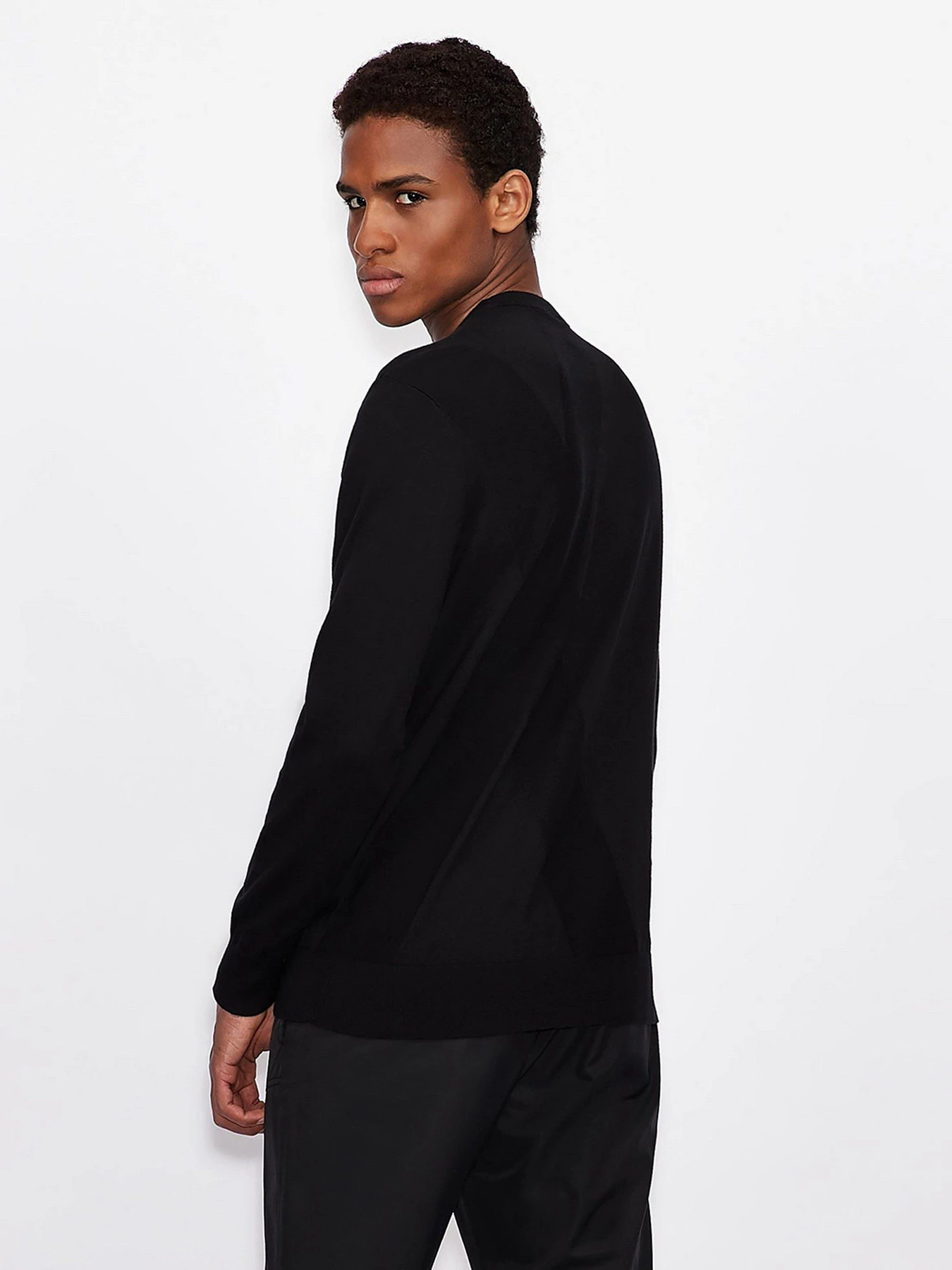 Свитры и кардиганы Armani Exchange модель 6KZM1A-ZML5Z-1200 Свитры и кардиганы Armani Exchange модель 6KZM1A-ZML5Z-1200 Фото