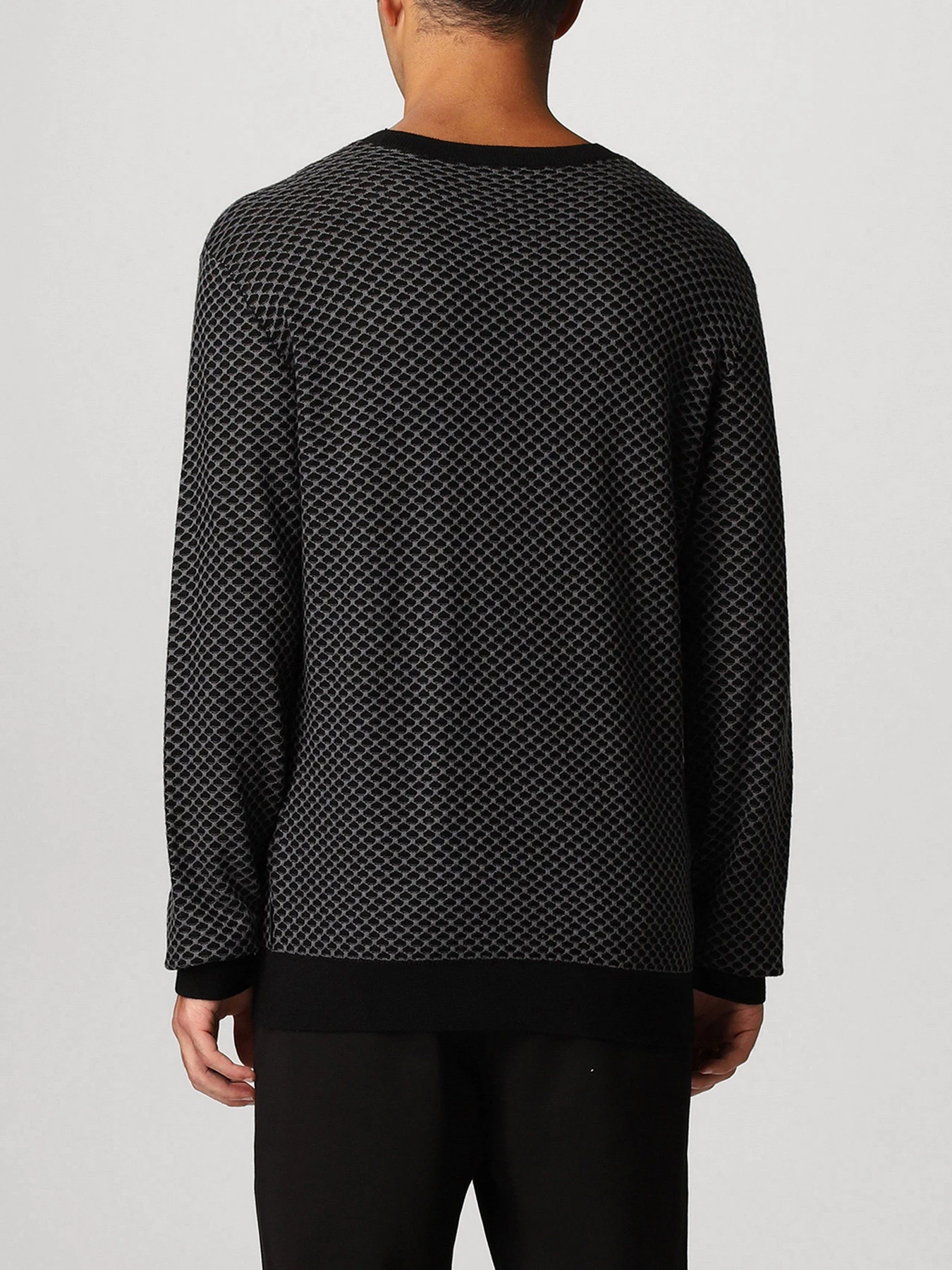 Свитры и кардиганы Armani Exchange модель 6KZM2H-ZMW8Z-6216 Свитры и кардиганы Armani Exchange модель 6KZM2H-ZMW8Z-6216 Фото