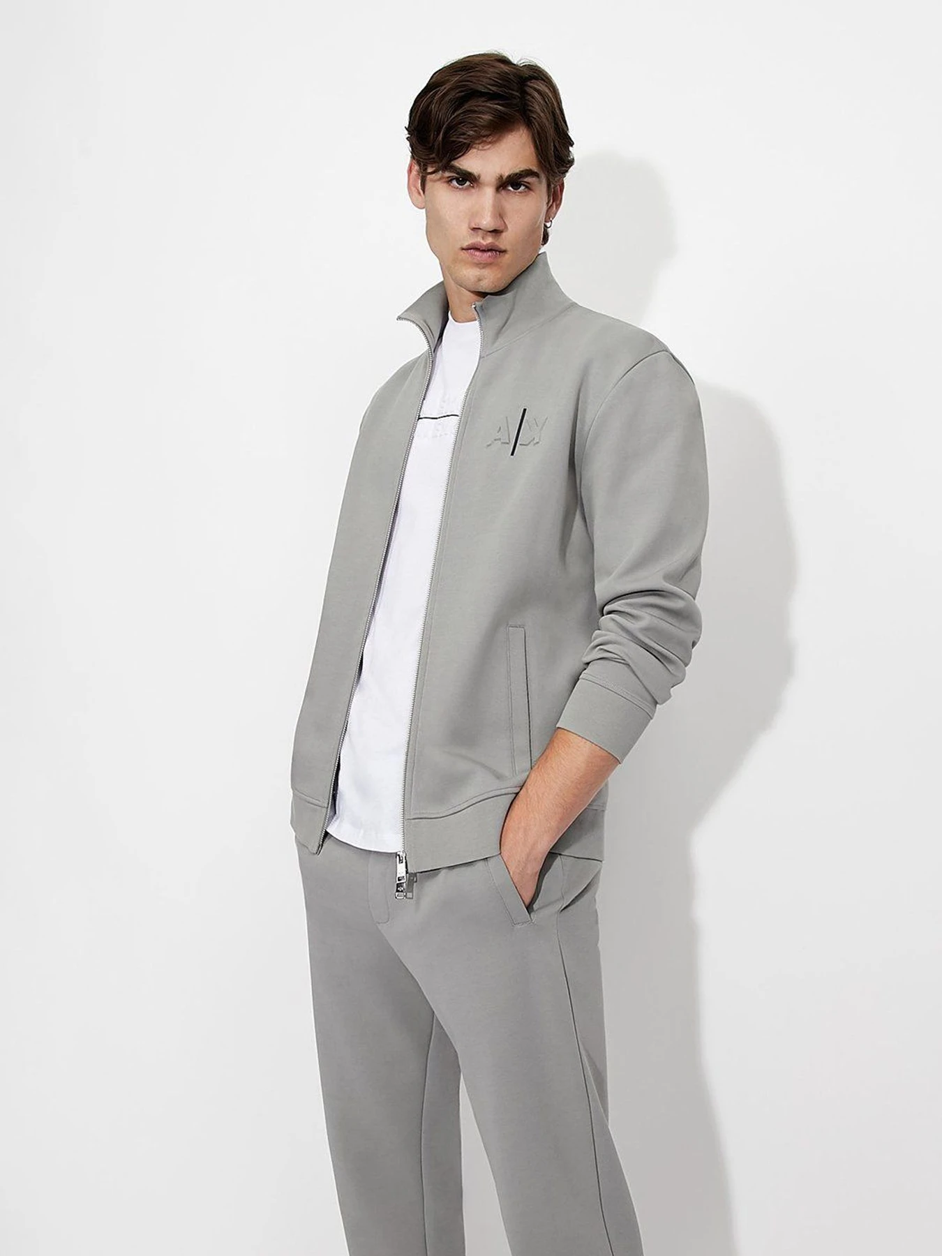Худи и свитшоты Armani Exchange модель 6KZMFJ-ZJ5GZ-1922 Худи и свитшоты Armani Exchange модель 6KZMFJ-ZJ5GZ-1922 Фото