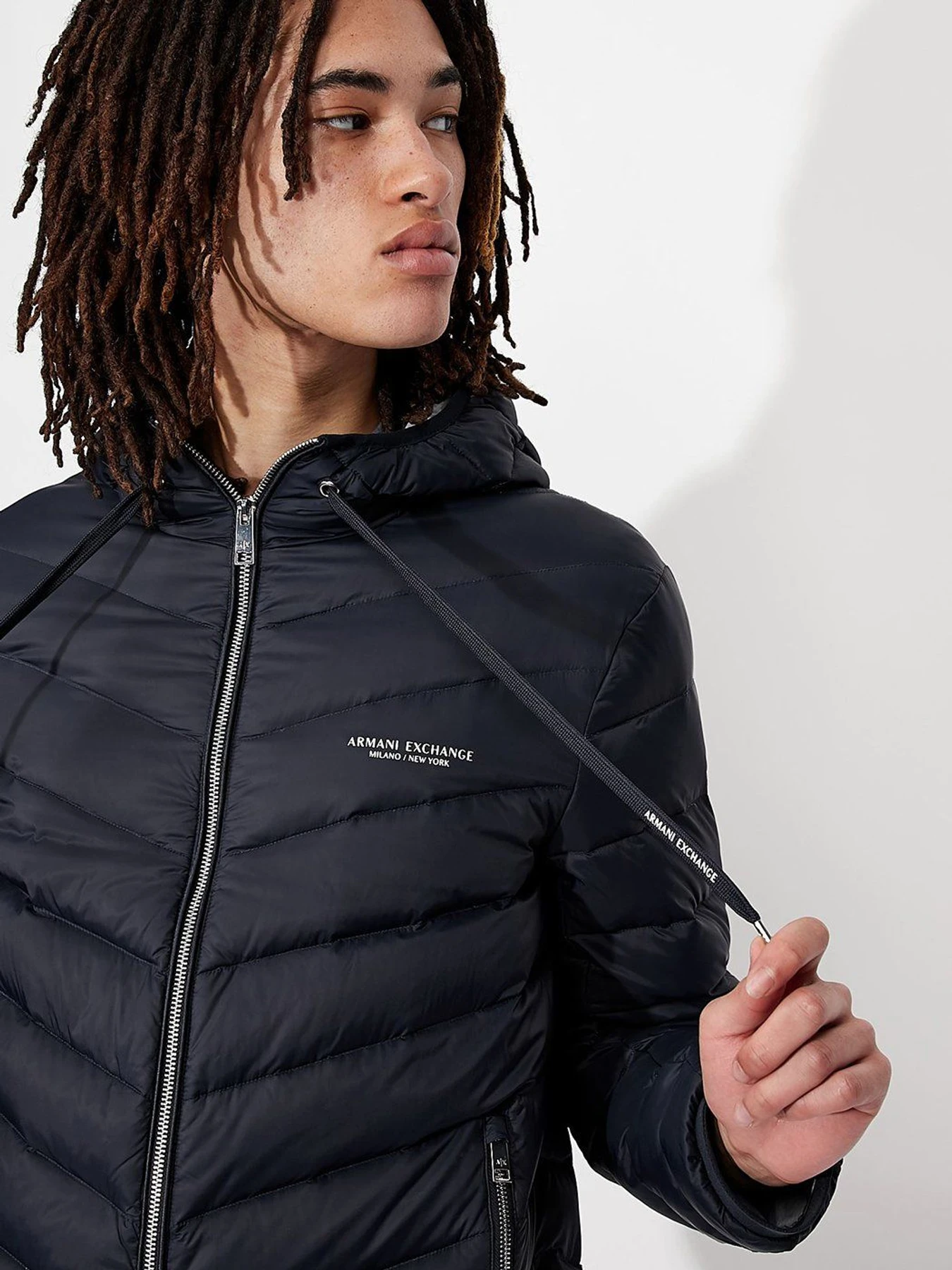 Куртки та дублянки Armani Exchange модель 8NZB53-ZNW3Z-85AZ Куртки та дублянки Armani Exchange модель 8NZB53-ZNW3Z-85AZ Фото
