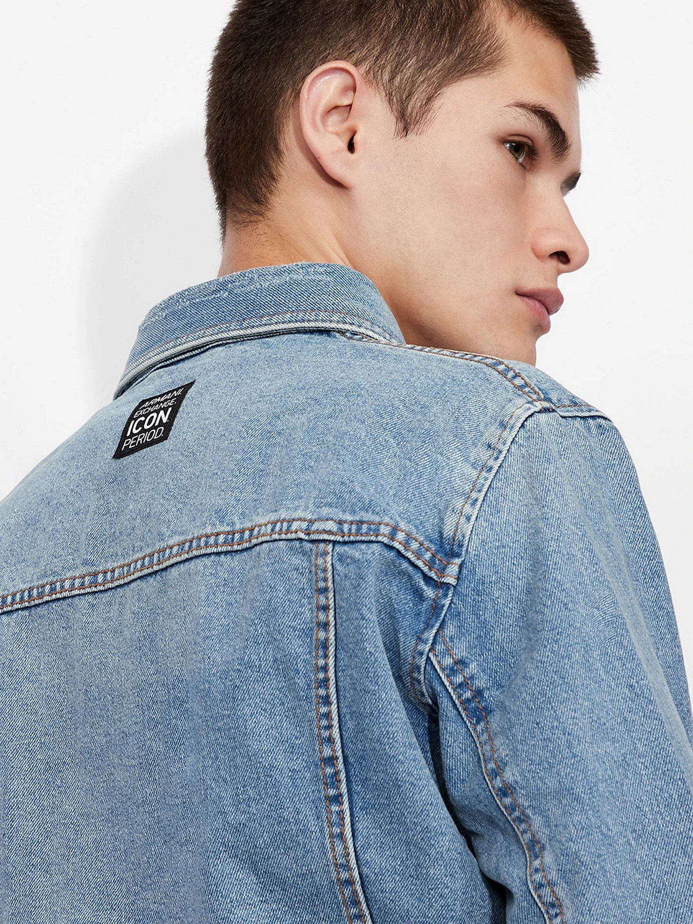 Куртки и дубленки Armani Exchange модель 8NZBP4-Z1P1Z-1500 Фото
