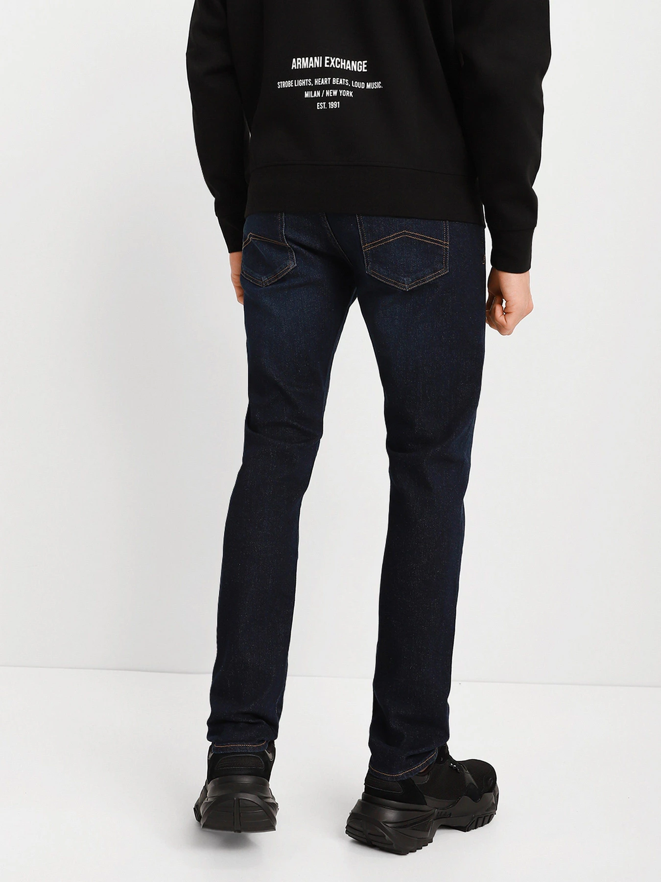 Джинси Armani Exchange Slim модель 8NZJ13-Z2SAZ-1500 Джинси Armani Exchange Slim модель 8NZJ13-Z2SAZ-1500 Фото