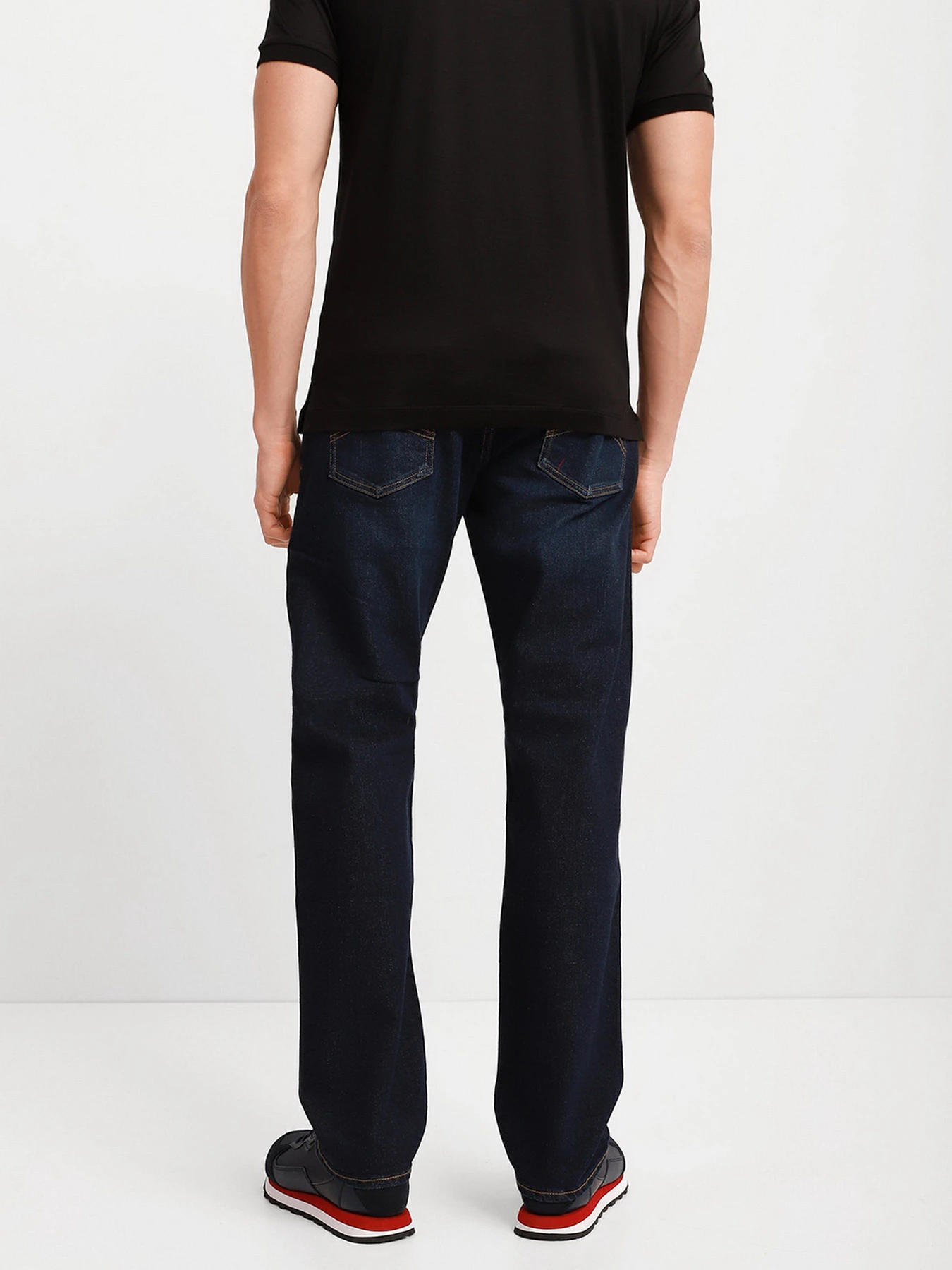 Джинси Armani Exchange Straight модель 8NZJ16-Z2SAZ-1500 Джинси Armani Exchange Straight модель 8NZJ16-Z2SAZ-1500 Фото