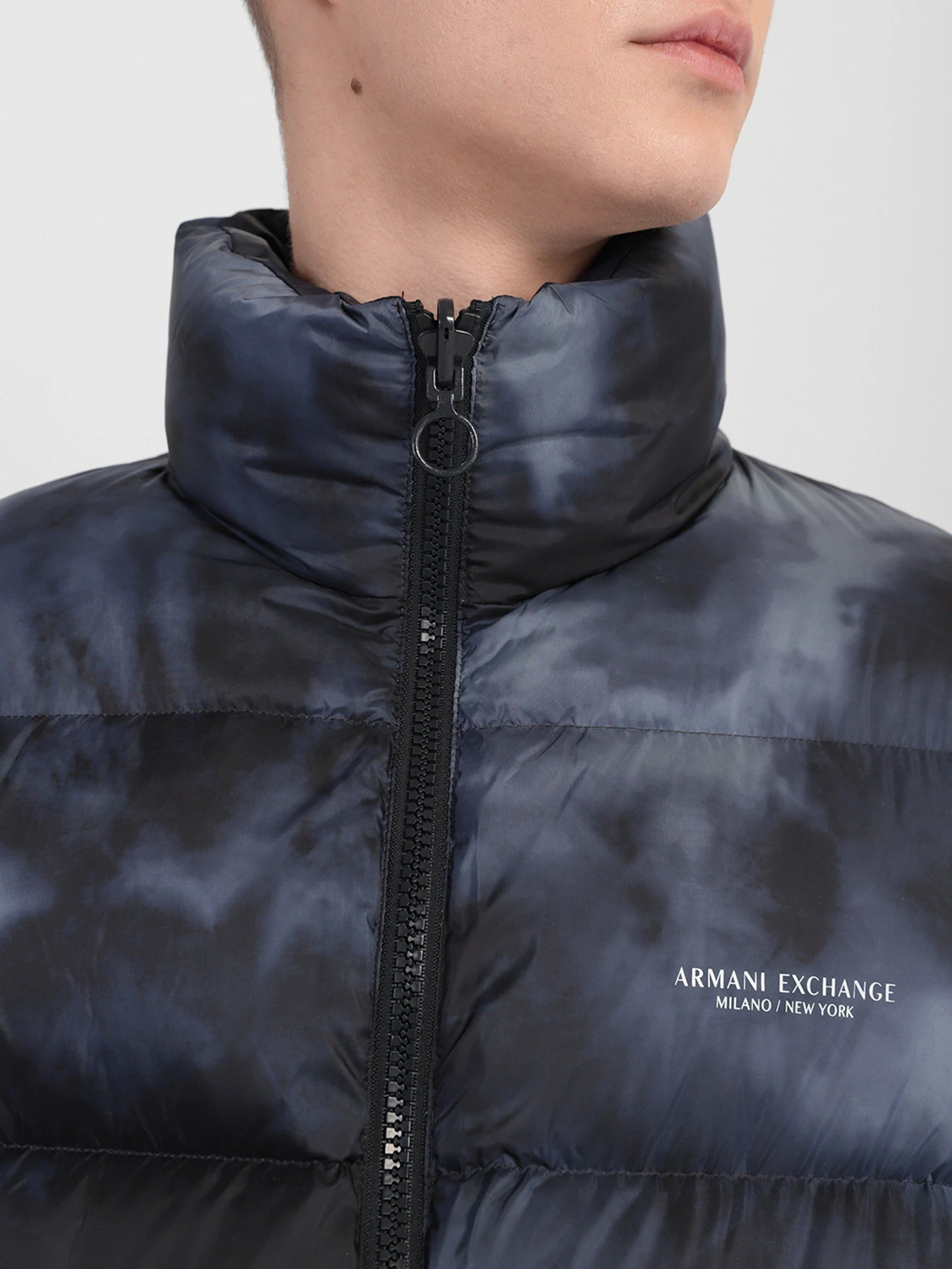 Куртки та дублянки Armani Exchange модель 6KZBL3-ZNMKZ-05CC Куртки та дублянки Armani Exchange модель 6KZBL3-ZNMKZ-05CC Фото