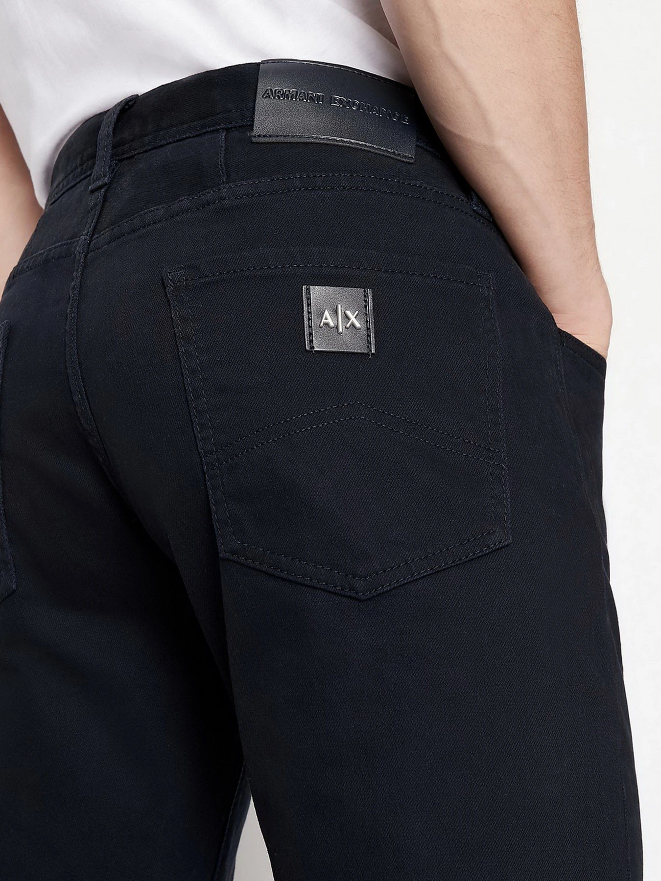 Джинси Armani Exchange Slim модель 8NZJ13-Z1SBZ-1510 Джинси Armani Exchange Slim модель 8NZJ13-Z1SBZ-1510 Фото