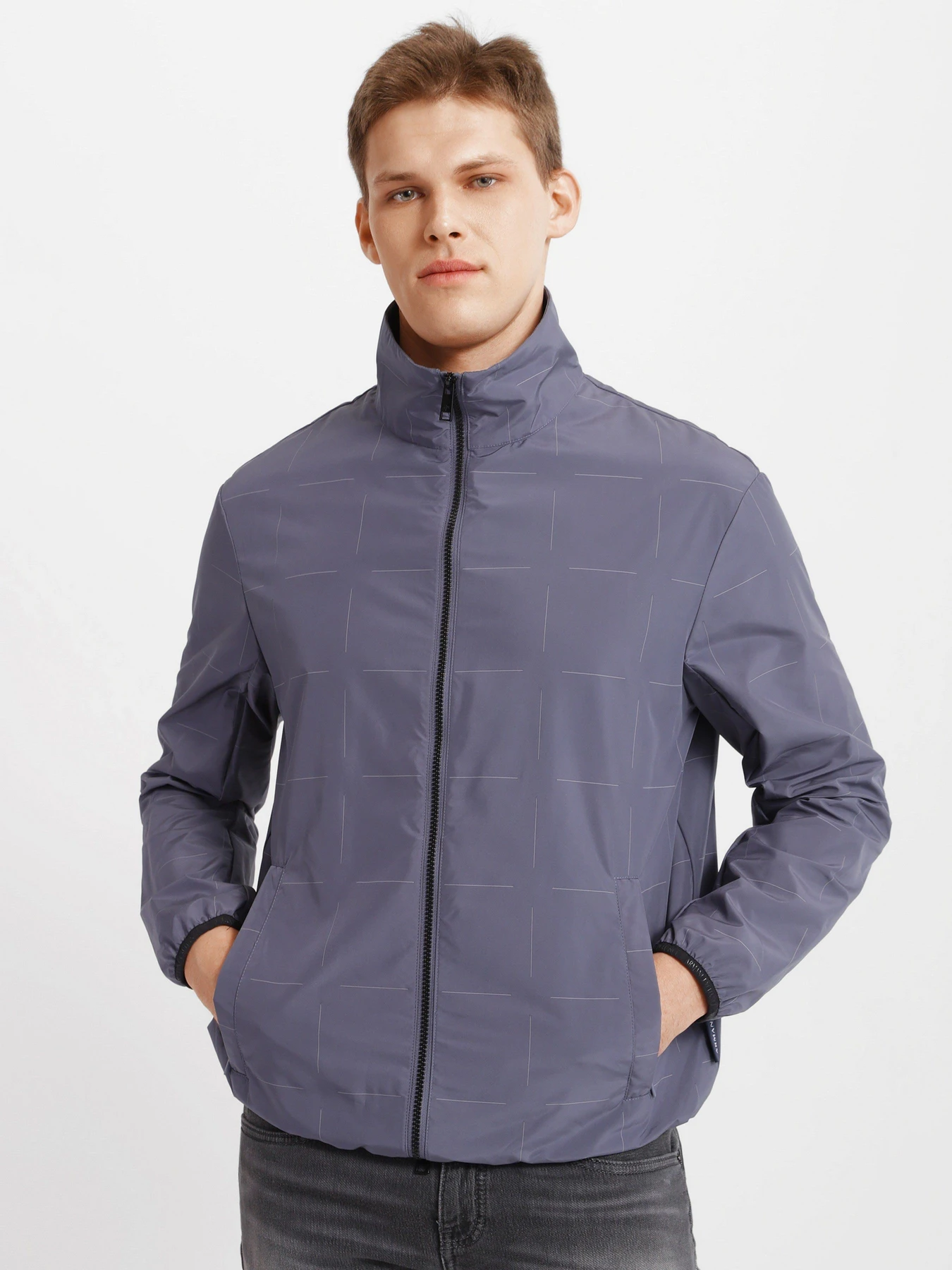 Куртки и дубленки Armani Exchange модель 3LZB09-ZNIDZ-2918 Куртки и дубленки Armani Exchange модель 3LZB09-ZNIDZ-2918 Фото