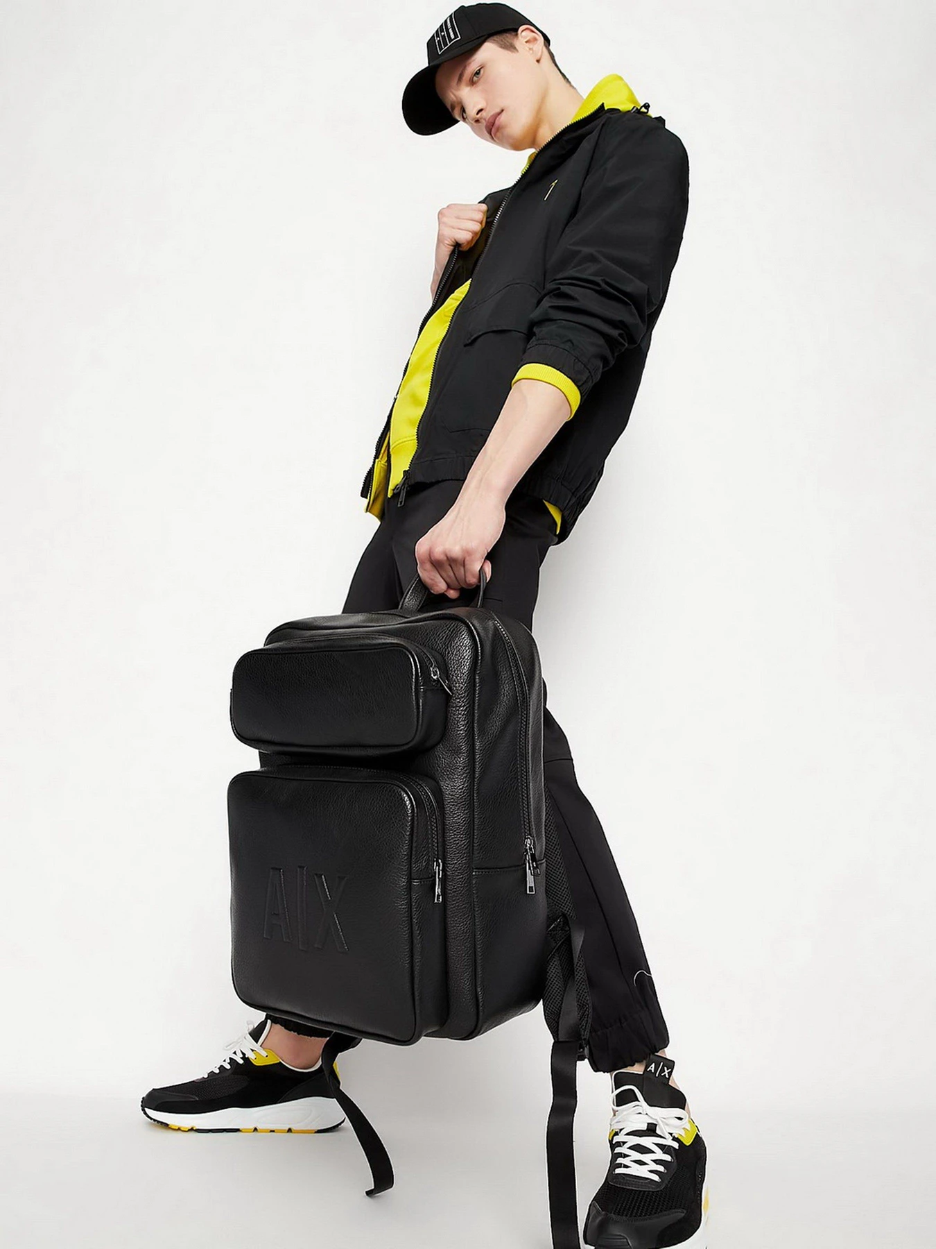 Куртки и дубленки Armani Exchange модель 3LZB16-ZNB7Z-1596 Куртки и дубленки Armani Exchange модель 3LZB16-ZNB7Z-1596 Фото