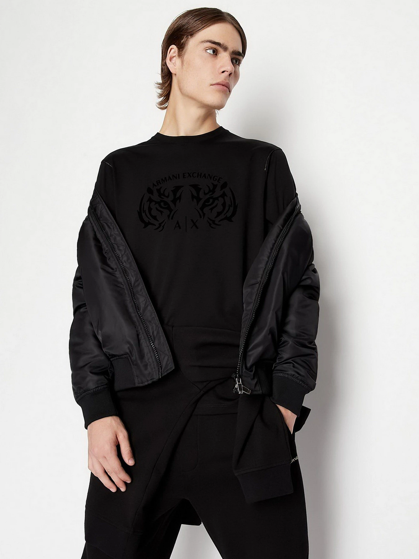 Брюки Armani Exchange модель 3LZPGG-ZJ1ZZ-1200 Брюки Armani Exchange модель 3LZPGG-ZJ1ZZ-1200 Фото