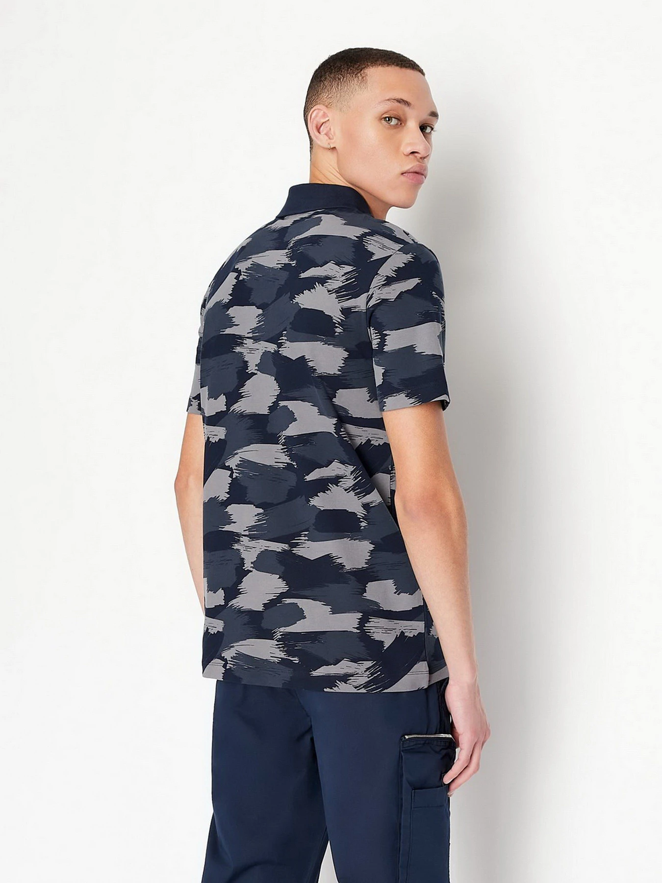 Футболки и поло Armani Exchange модель 3LZFAK-ZJ5XZ-25BM Футболки и поло Armani Exchange модель 3LZFAK-ZJ5XZ-25BM Фото