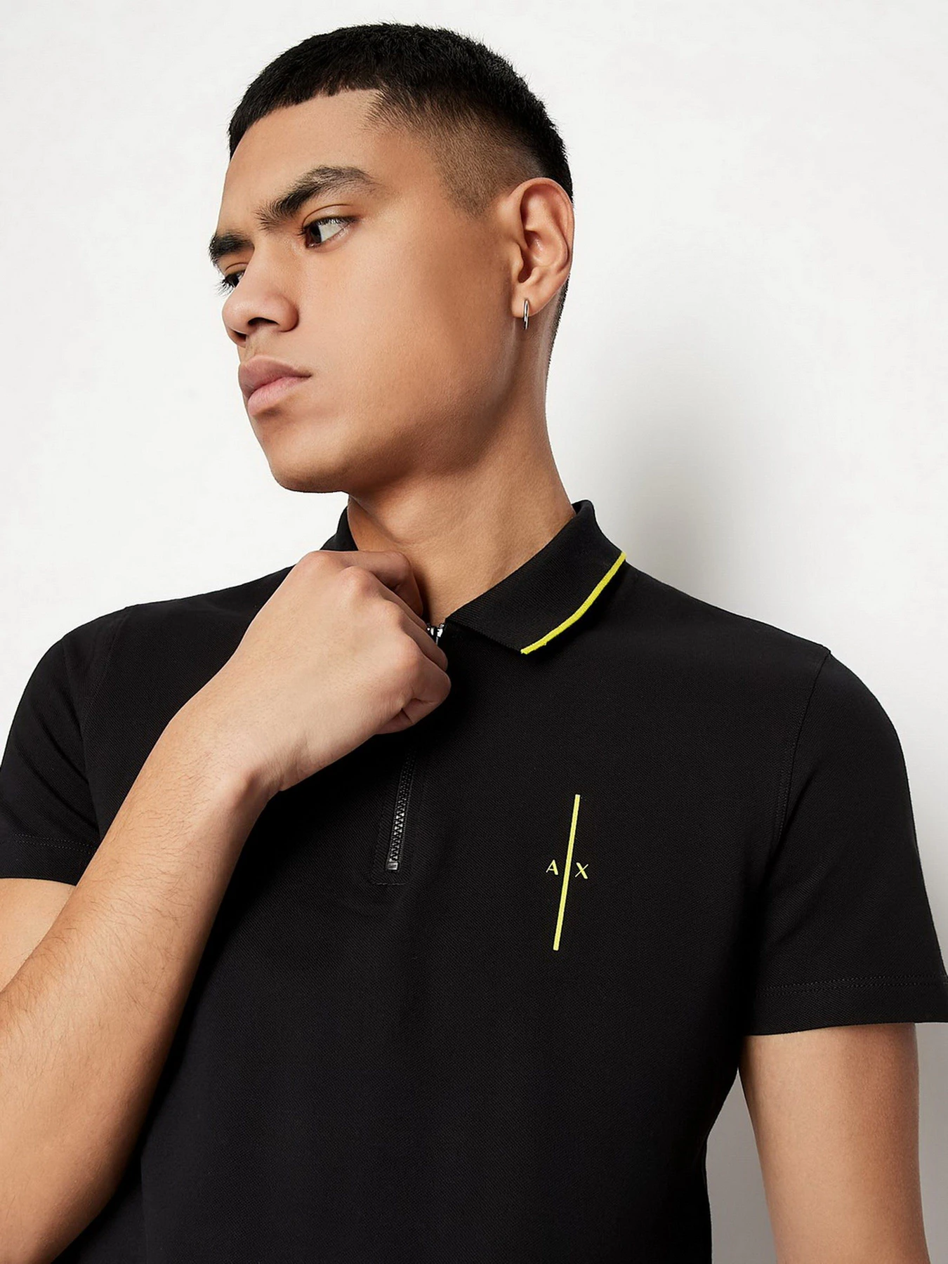 Футболки и поло Armani Exchange модель 3LZFAV-ZJ3YZ-1200 Футболки и поло Armani Exchange модель 3LZFAV-ZJ3YZ-1200 Фото