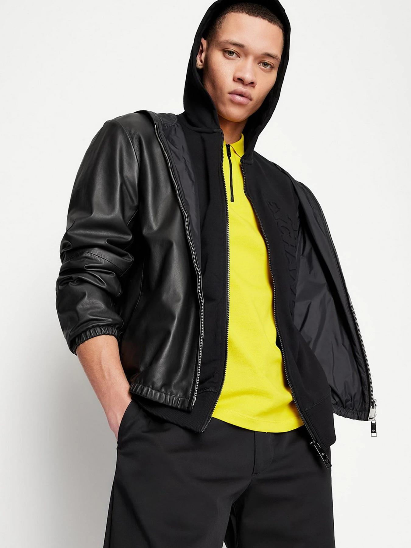 Футболки и поло Armani Exchange модель 3LZFAV-ZJ3YZ-1683 Футболки и поло Armani Exchange модель 3LZFAV-ZJ3YZ-1683 Фото
