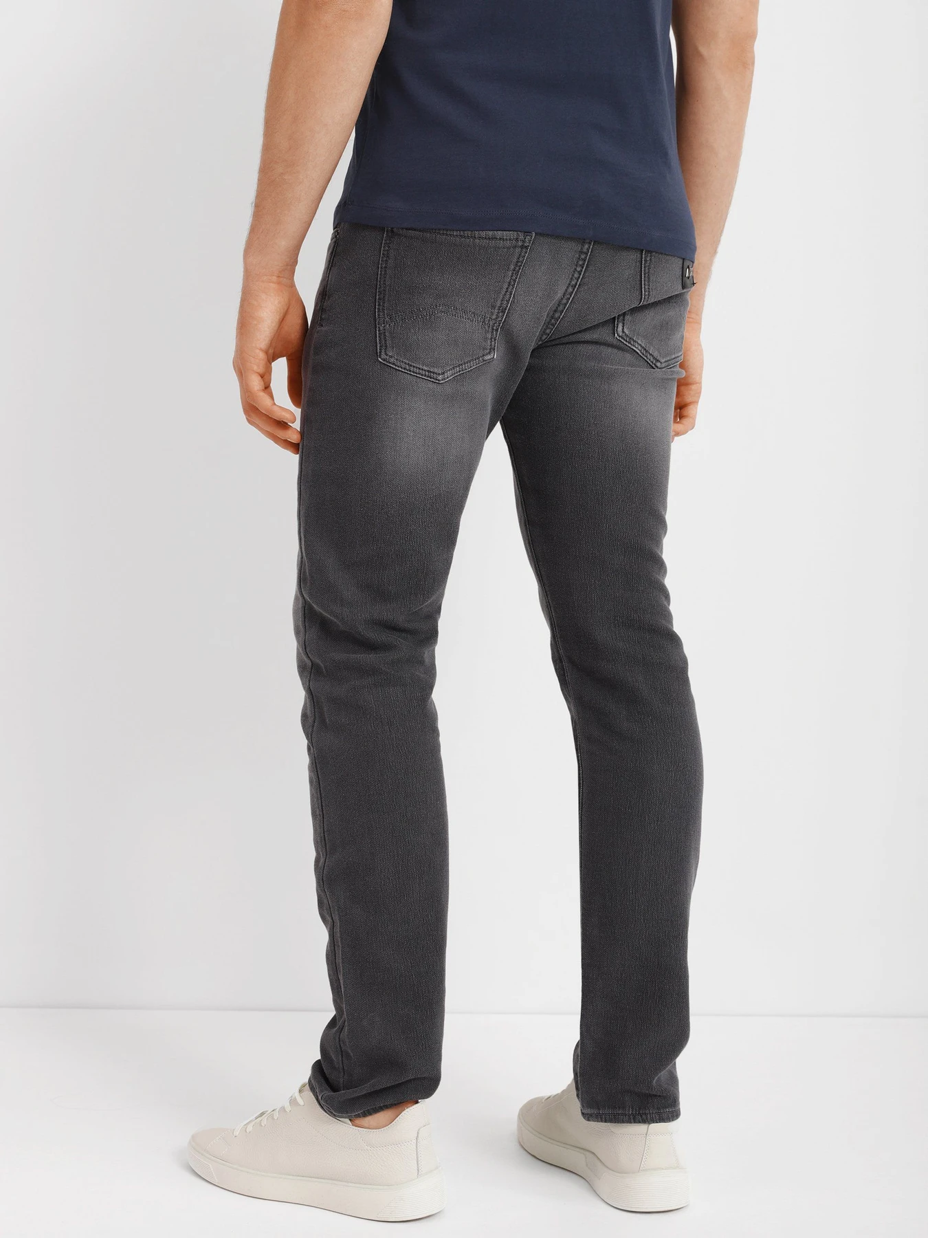 Джинси Armani Exchange Straight модель 3LZJ13-Z9P6Z-0903 Джинси Armani Exchange Straight модель 3LZJ13-Z9P6Z-0903 Фото