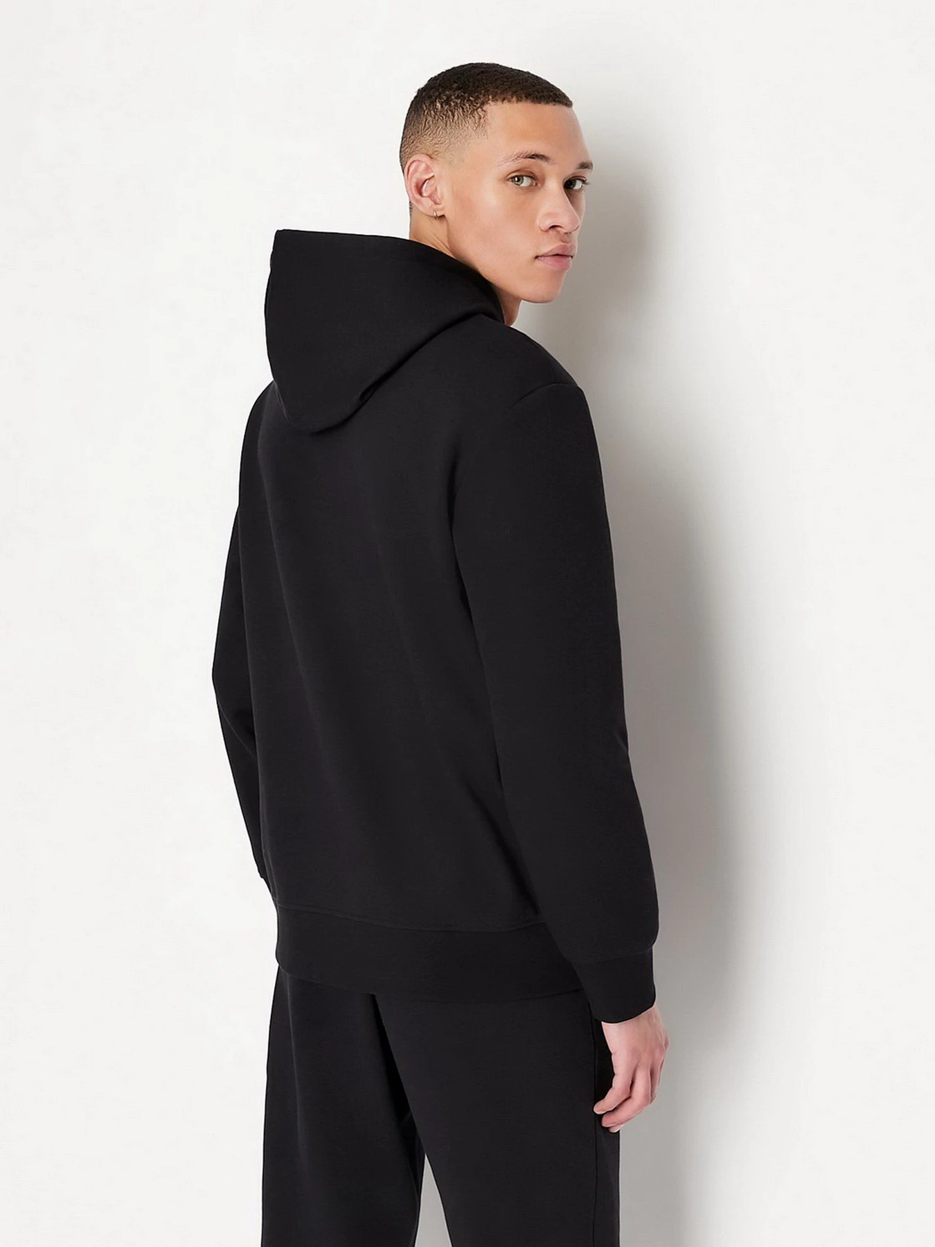 Худи и свитшоты Armani Exchange модель 3LZMAQ-ZJ5UZ-1200 Худи и свитшоты Armani Exchange модель 3LZMAQ-ZJ5UZ-1200 Фото