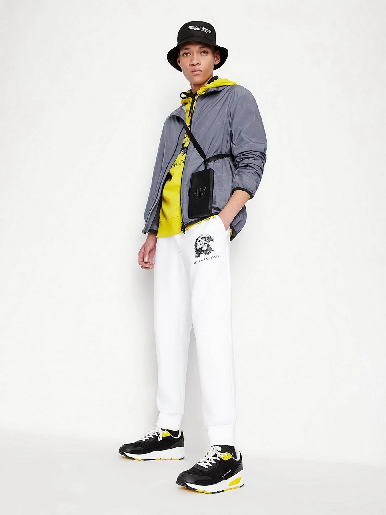 Худи и свитшоты Armani Exchange модель 3LZMAQ-ZJ5UZ-1683 Худи и свитшоты Armani Exchange модель 3LZMAQ-ZJ5UZ-1683 Фото