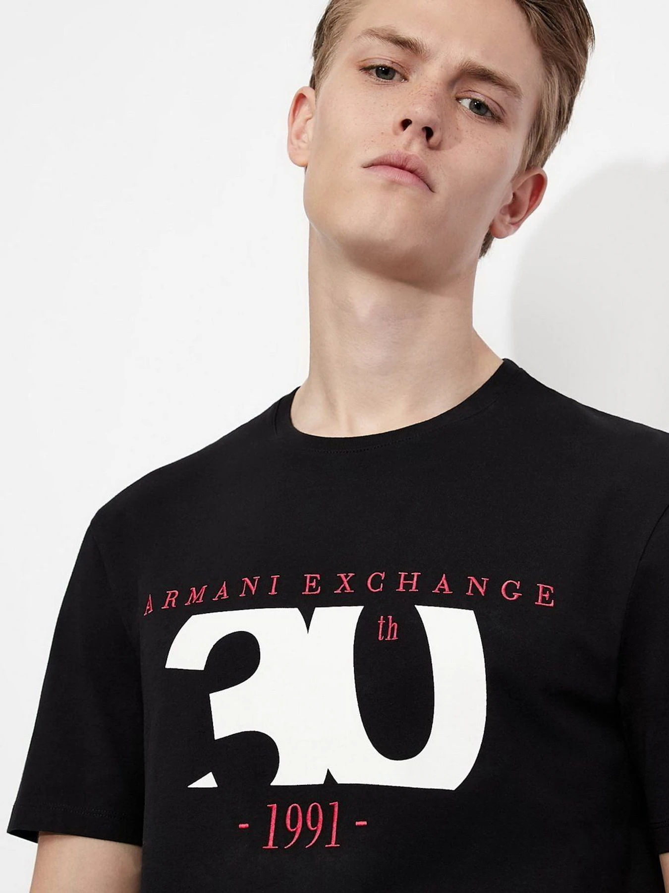 Футболки и поло Armani Exchange модель 6KZTFN-ZJ1DZ-1200 Футболки и поло Armani Exchange модель 6KZTFN-ZJ1DZ-1200 Фото