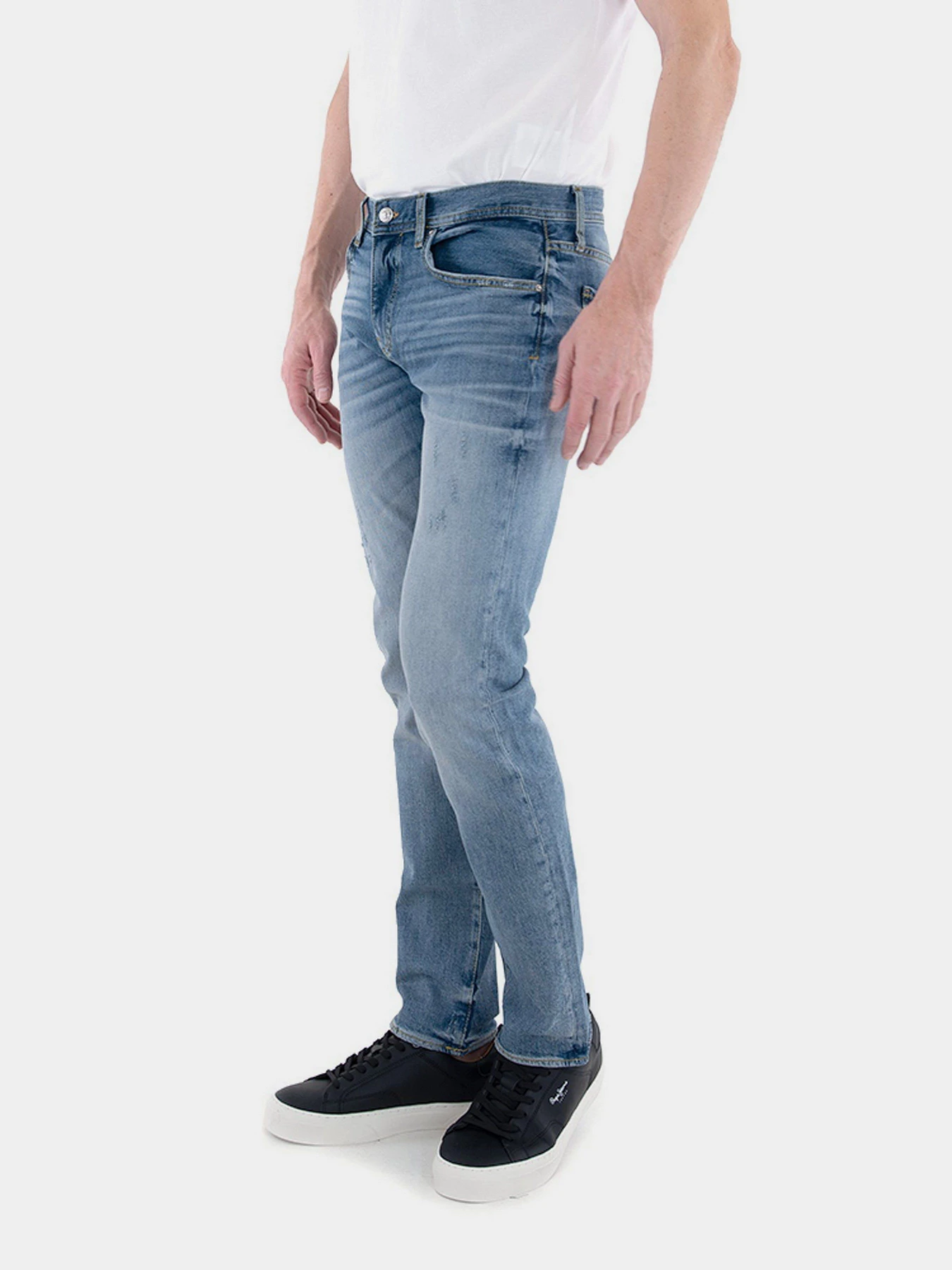 Джинсы Armani Exchange Slim модель 3LZJ13-Z1PSZ-1500 Джинсы Armani Exchange Slim модель 3LZJ13-Z1PSZ-1500 Фото