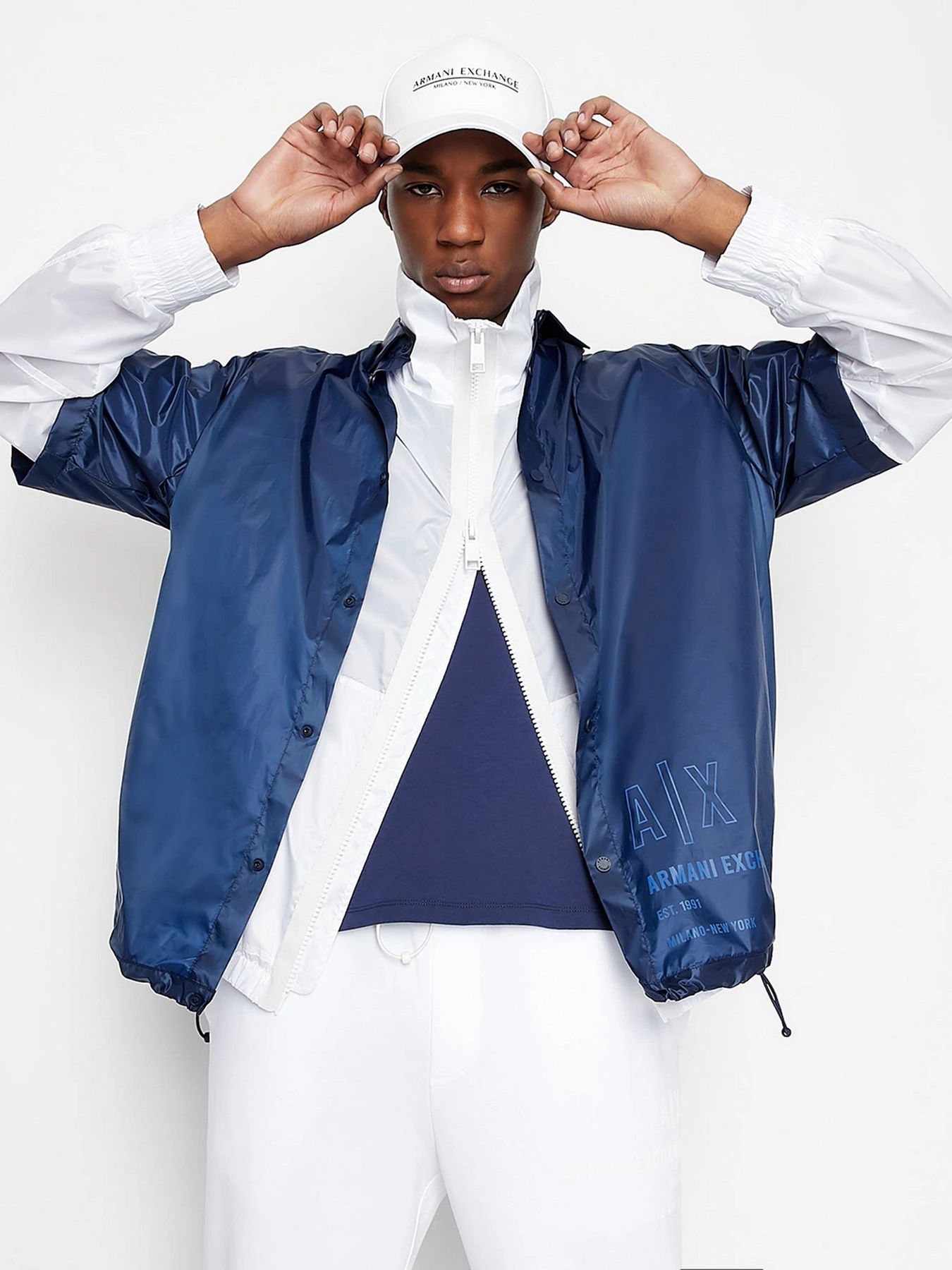 Футболки і поло Armani Exchange модель 3LZTBX-ZJ5LZ-15BF Фото