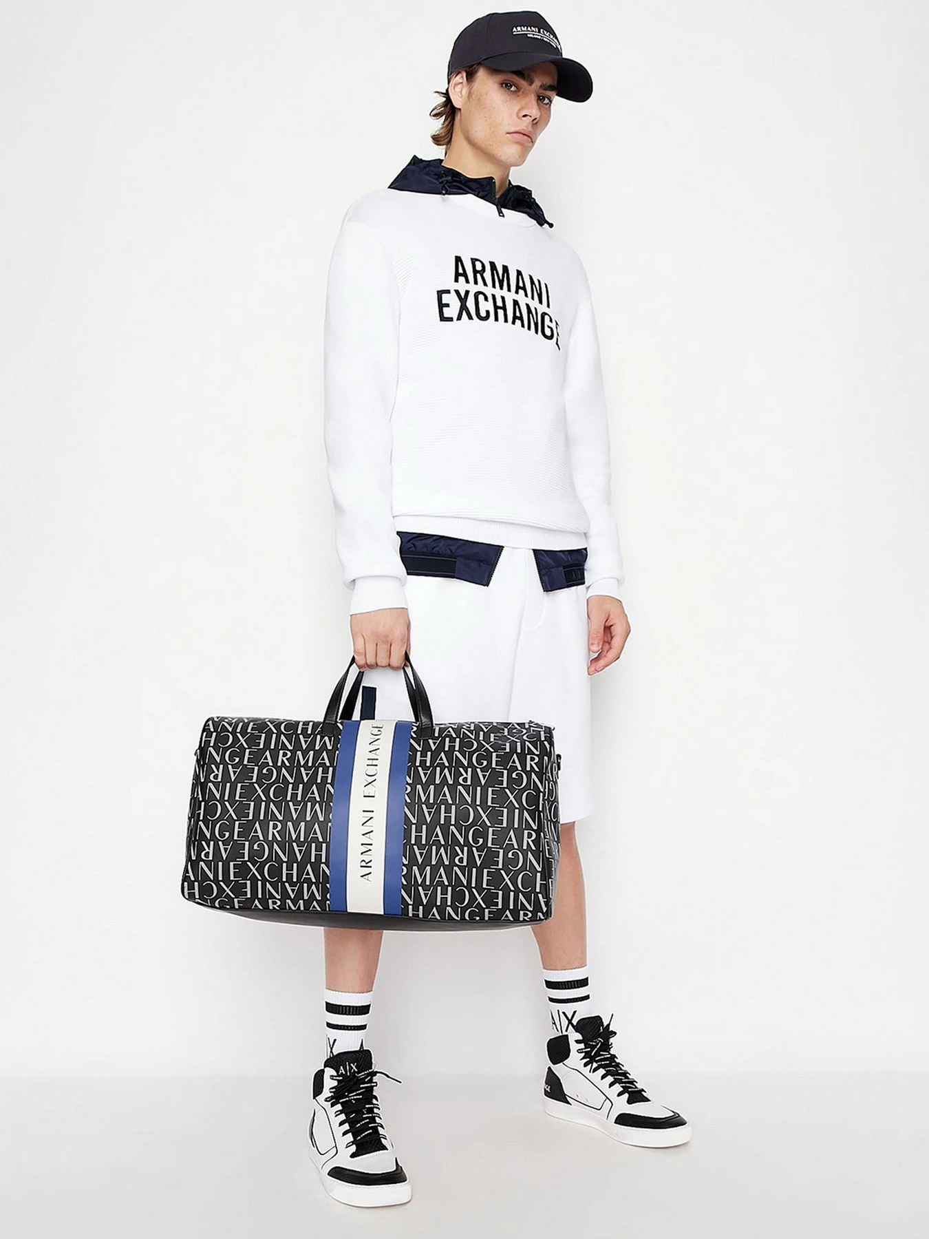 Куртки та дублянки Armani Exchange модель 3LZB11-ZNJ7Z-15BA Фото