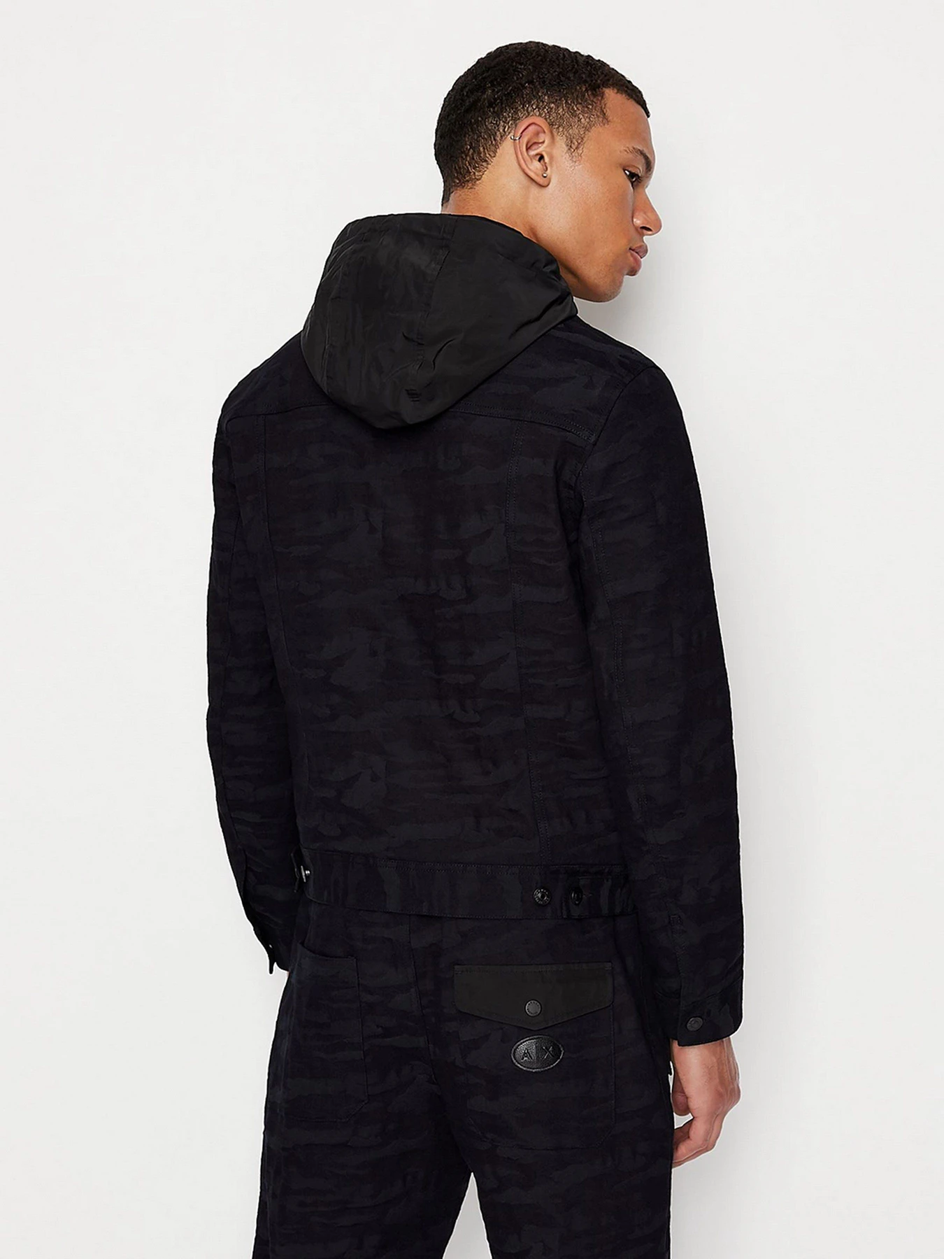 Куртки и дубленки Armani Exchange модель 3LZBGF-Z2MSZ-05FF Куртки и дубленки Armani Exchange модель 3LZBGF-Z2MSZ-05FF Фото