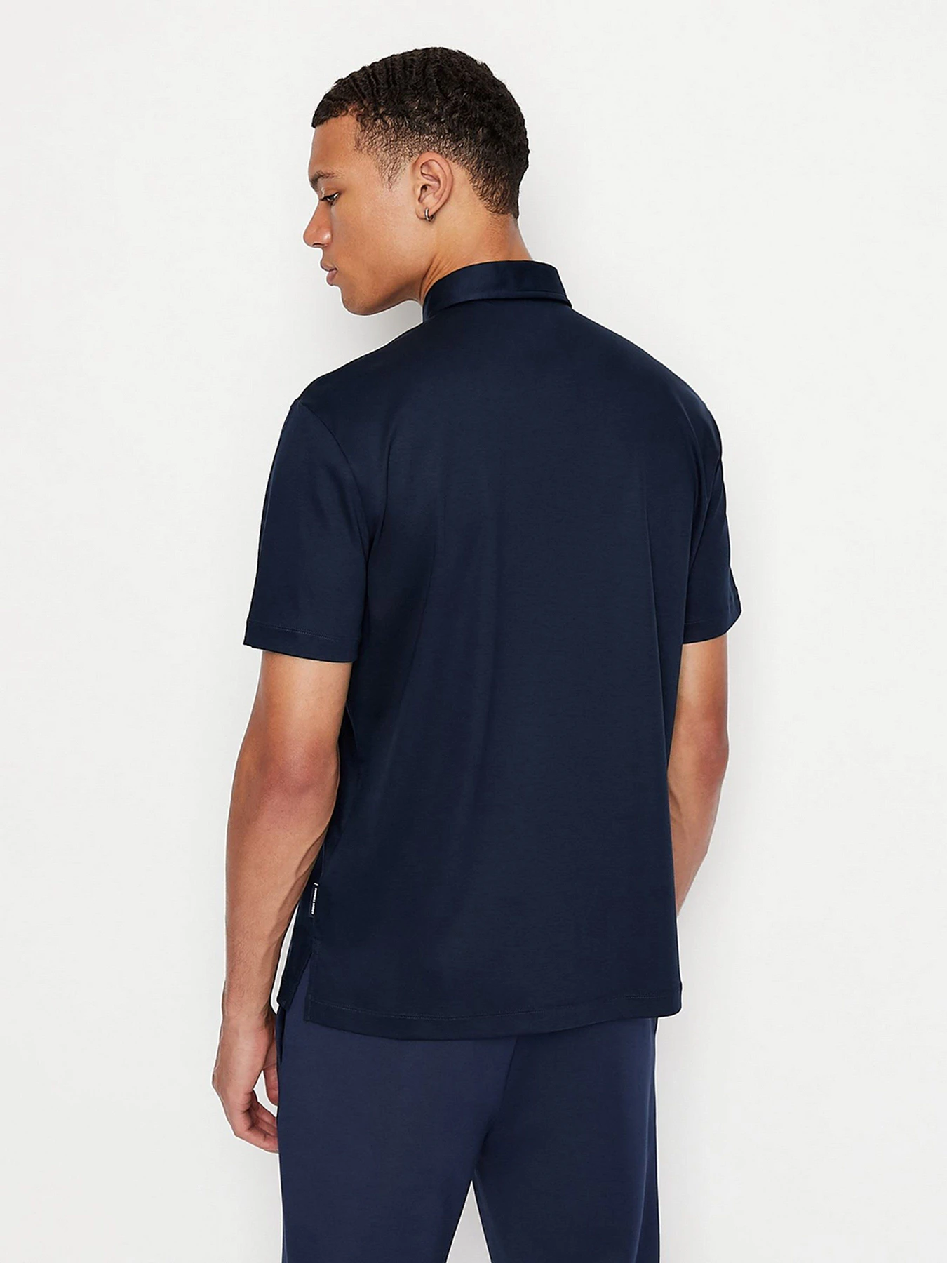 Футболки и поло Armani Exchange модель 3LZFHC-ZJZEZ-15BA Футболки и поло Armani Exchange модель 3LZFHC-ZJZEZ-15BA Фото