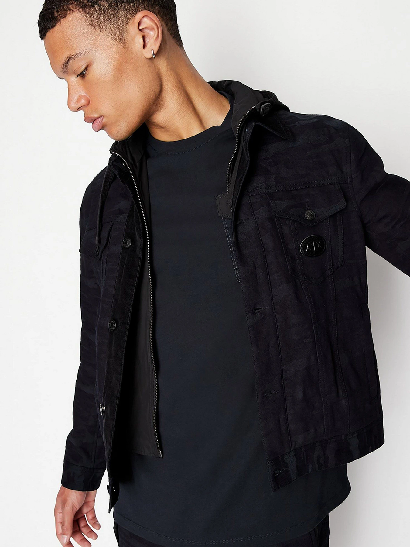 Футболки і поло Armani Exchange модель 3LZMGC-ZJ8YZ-1583 Футболки і поло Armani Exchange модель 3LZMGC-ZJ8YZ-1583 Фото