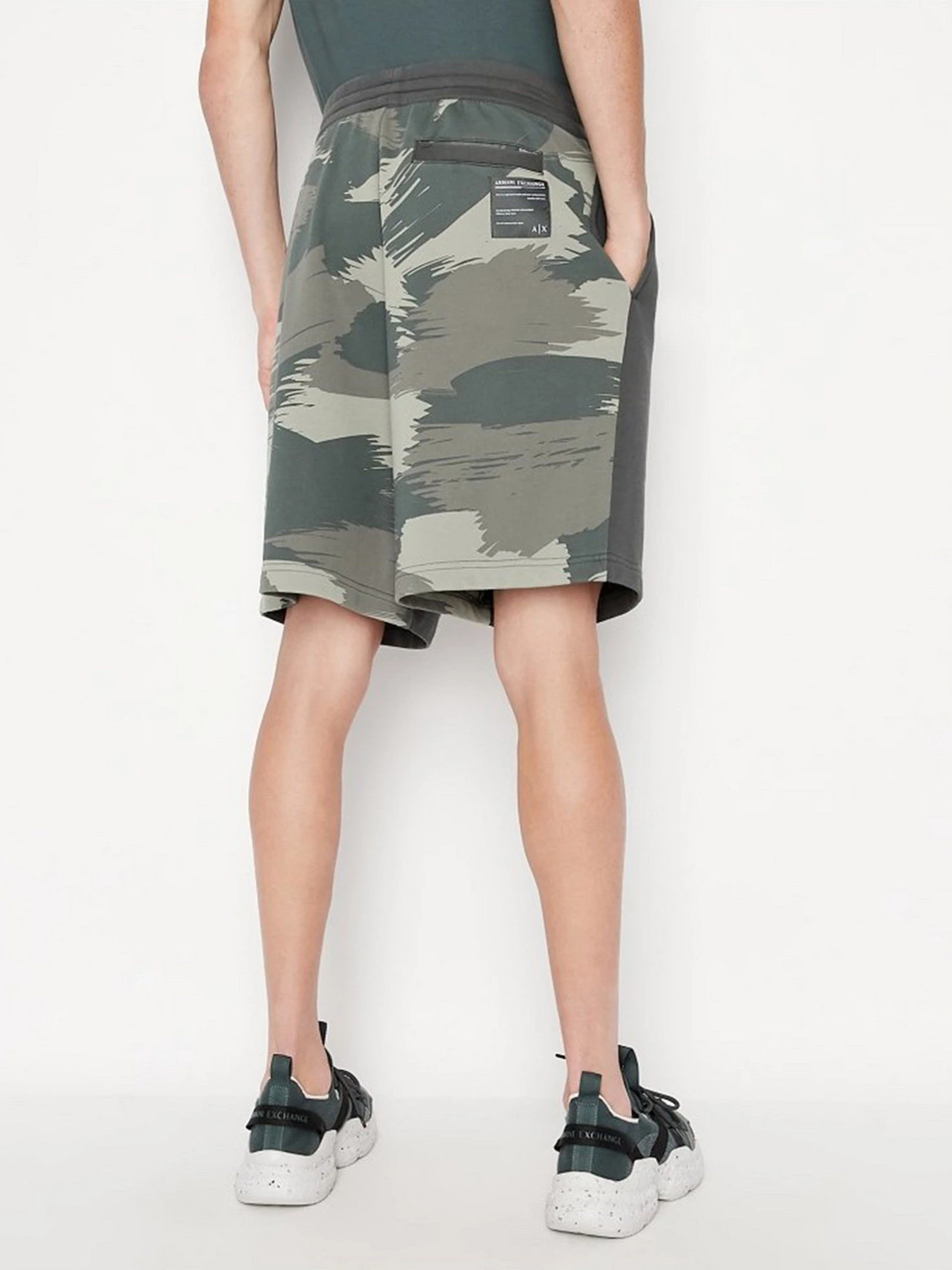 Шорти Armani Exchange модель 3LZSHA-ZJEFZ-25BE Шорти Armani Exchange модель 3LZSHA-ZJEFZ-25BE Фото