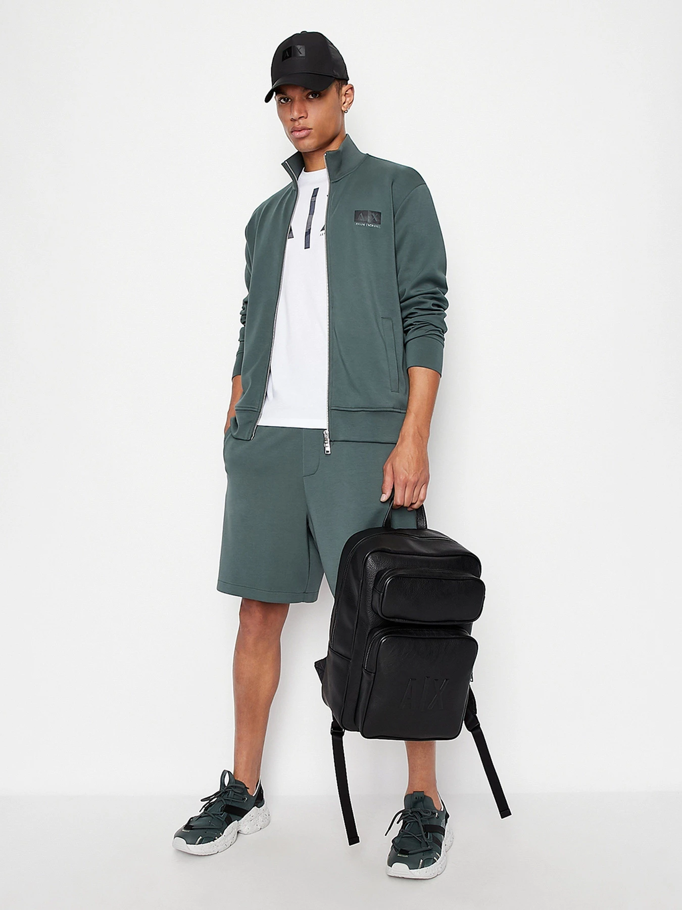 Шорти Armani Exchange модель 3LZSHC-ZJZDZ-1839 Шорти Armani Exchange модель 3LZSHC-ZJZDZ-1839 Фото