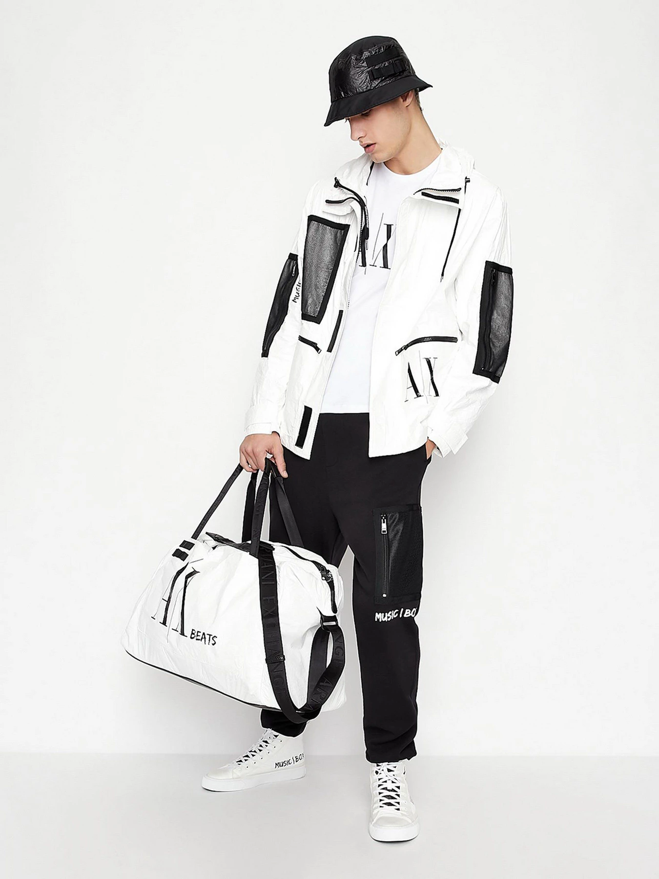 Футболки и поло Armani Exchange модель 3LZTCZ-ZJE6Z-1100 Футболки и поло Armani Exchange модель 3LZTCZ-ZJE6Z-1100 Фото