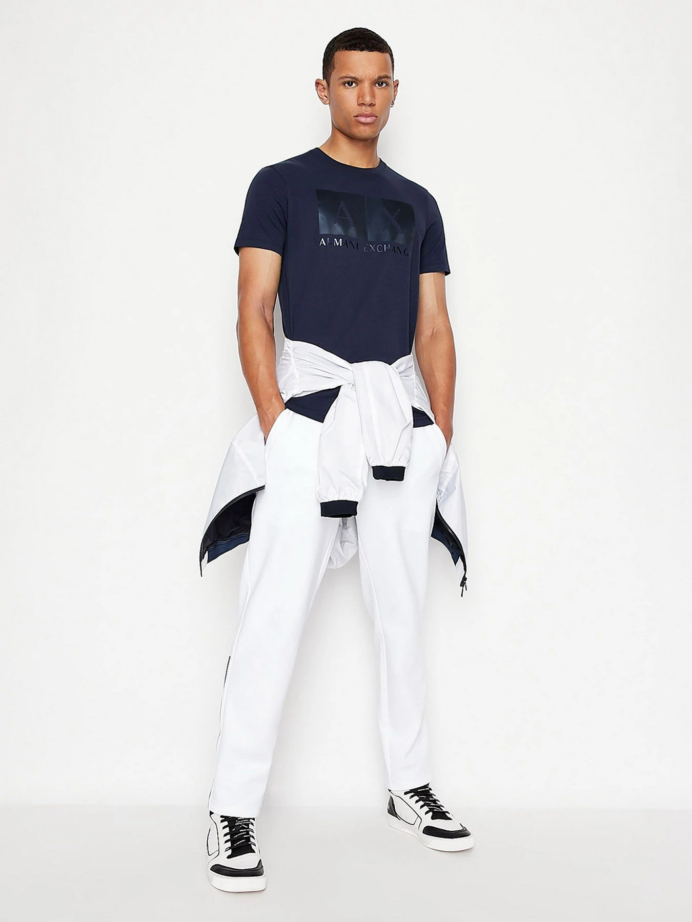Футболки и поло Armani Exchange модель 3LZTHB-ZJH4Z-15BA Футболки и поло Armani Exchange модель 3LZTHB-ZJH4Z-15BA Фото