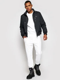 Куртки и дубленки Armani Exchange модель 8NZB60-ZN97Z-1200 Фото