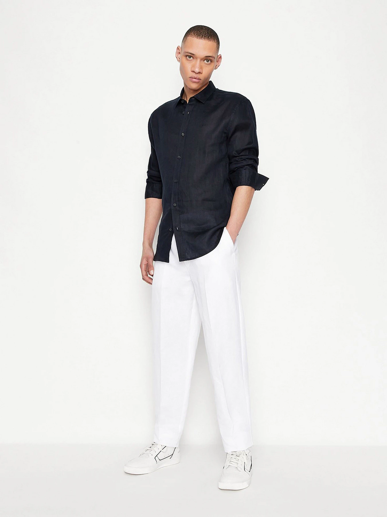 Рубашки Armani Exchange модель 8NZC50-ZNCFZ-1510 Рубашки Armani Exchange модель 8NZC50-ZNCFZ-1510 Фото