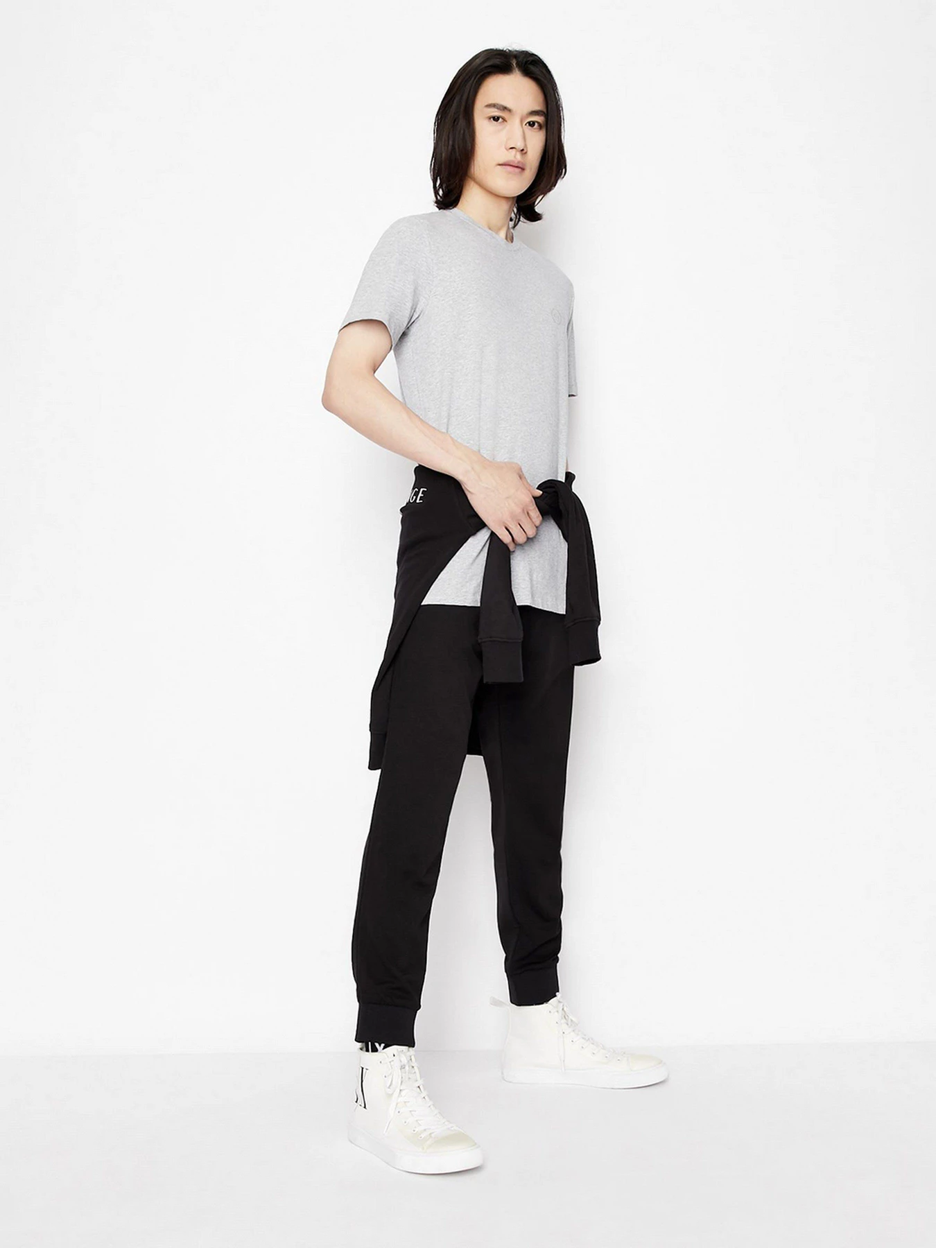 Брюки Armani Exchange модель 8NZP90-ZJ6JZ-1200 Брюки Armani Exchange модель 8NZP90-ZJ6JZ-1200 Фото