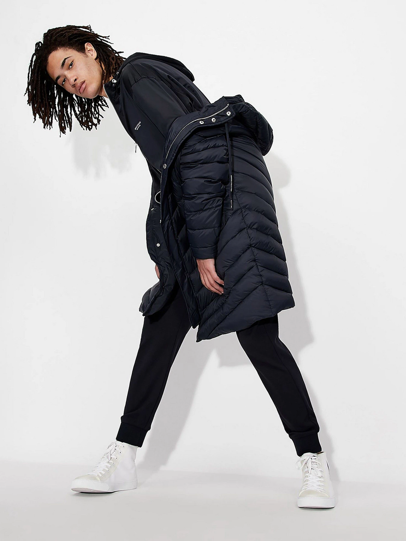 Брюки Armani Exchange модель 8NZP90-ZJ6JZ-1510 Фото