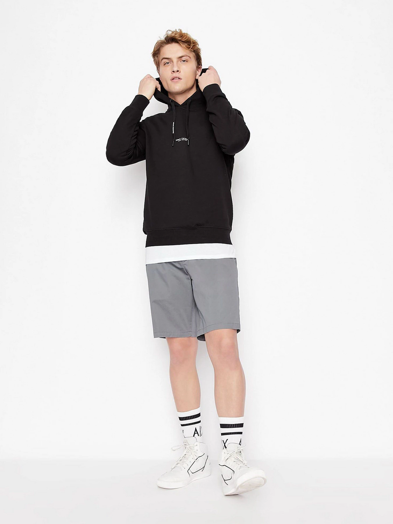Шорты Armani Exchange модель 8NZS42-ZNMTZ-1910 Шорты Armani Exchange модель 8NZS42-ZNMTZ-1910 Фото