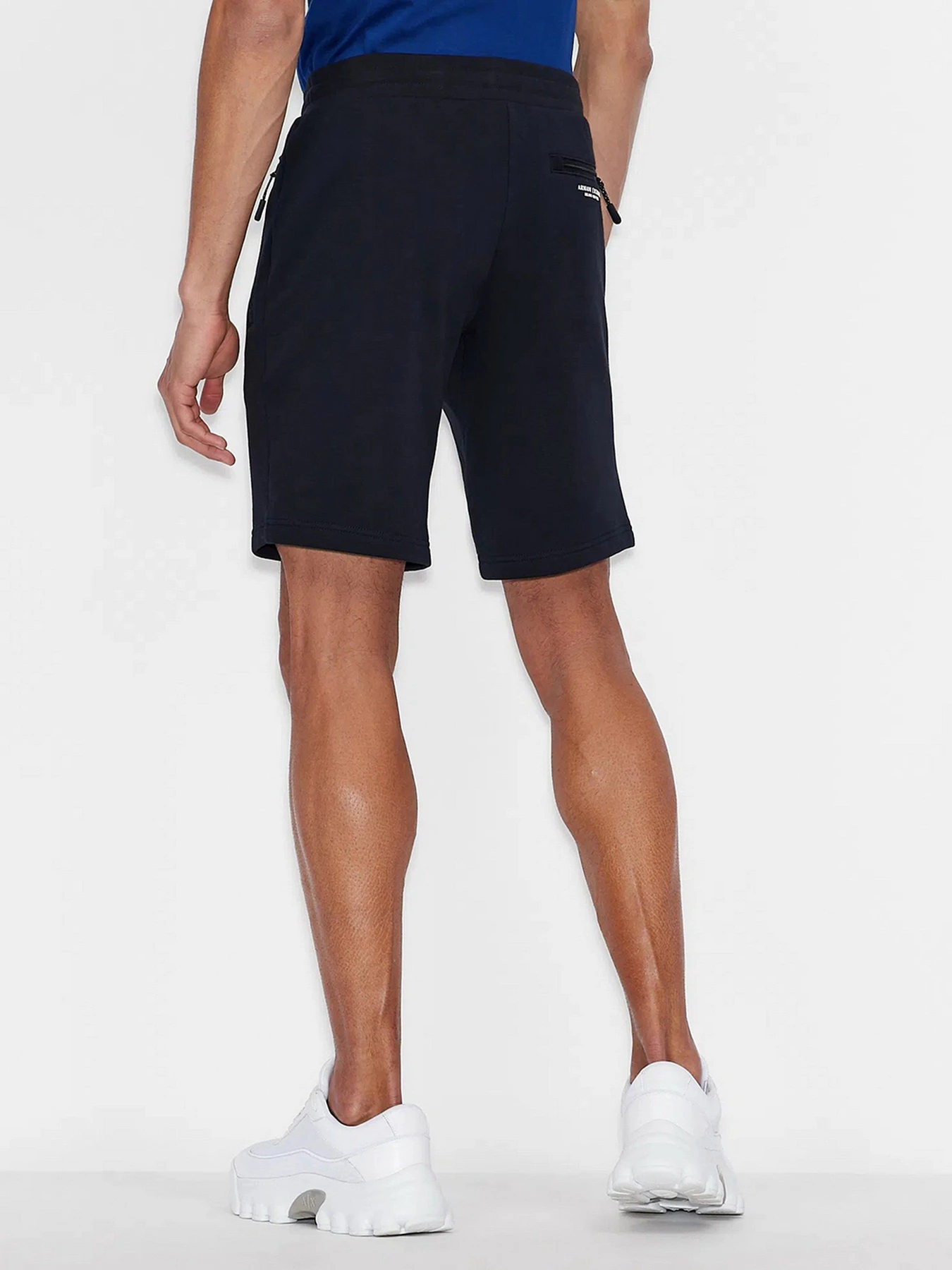 Шорты Armani Exchange модель 8NZS75-ZJKRZ-1510 Шорты Armani Exchange модель 8NZS75-ZJKRZ-1510 Фото