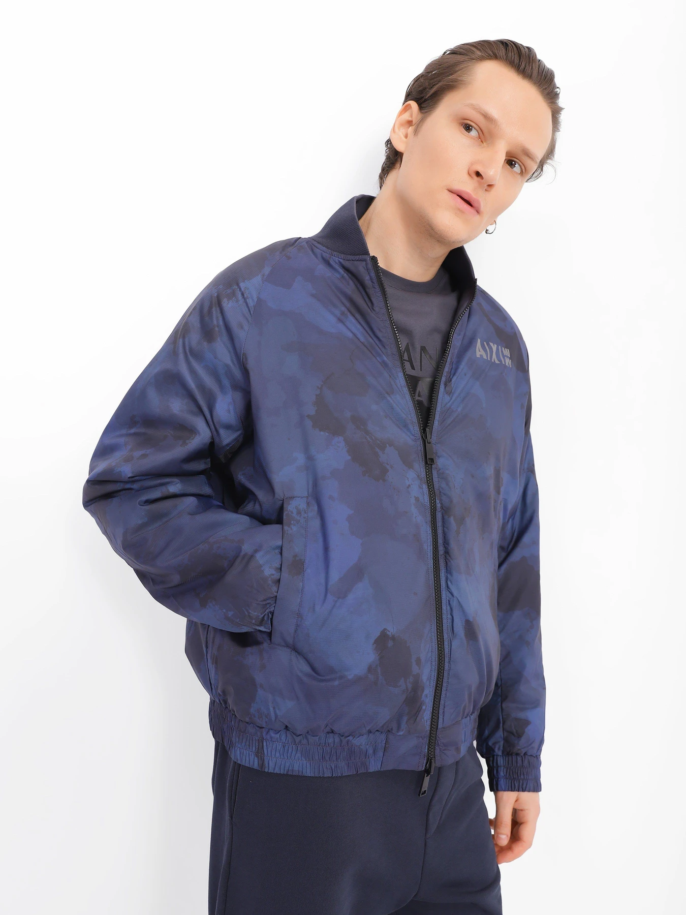 Куртки и дубленки Armani Exchange модель 6LZB01-ZNUQZ-25DM Куртки и дубленки Armani Exchange модель 6LZB01-ZNUQZ-25DM Фото