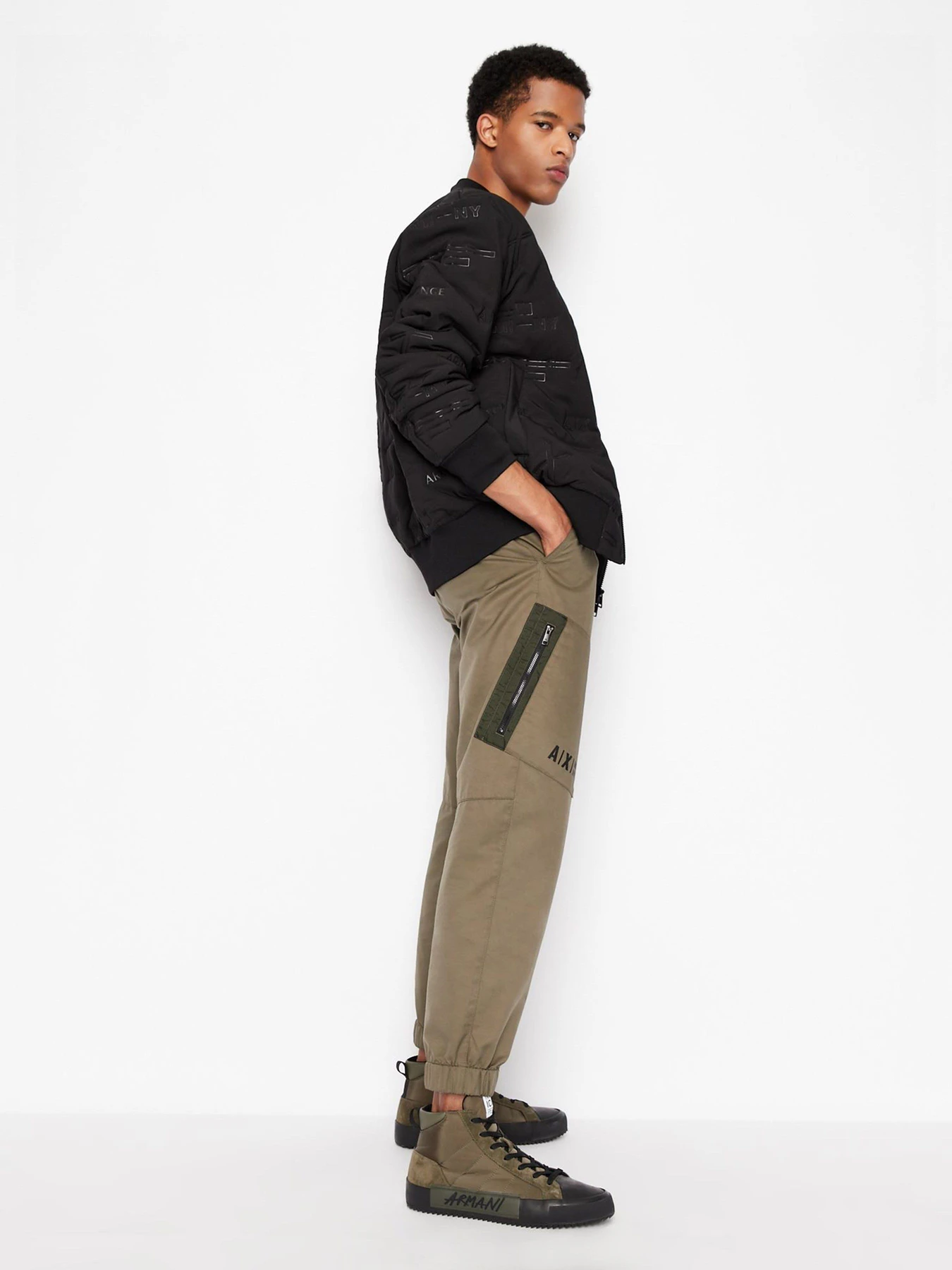Куртки и дубленки Armani Exchange модель 6LZB04-ZNUDZ-22BA Куртки и дубленки Armani Exchange модель 6LZB04-ZNUDZ-22BA Фото