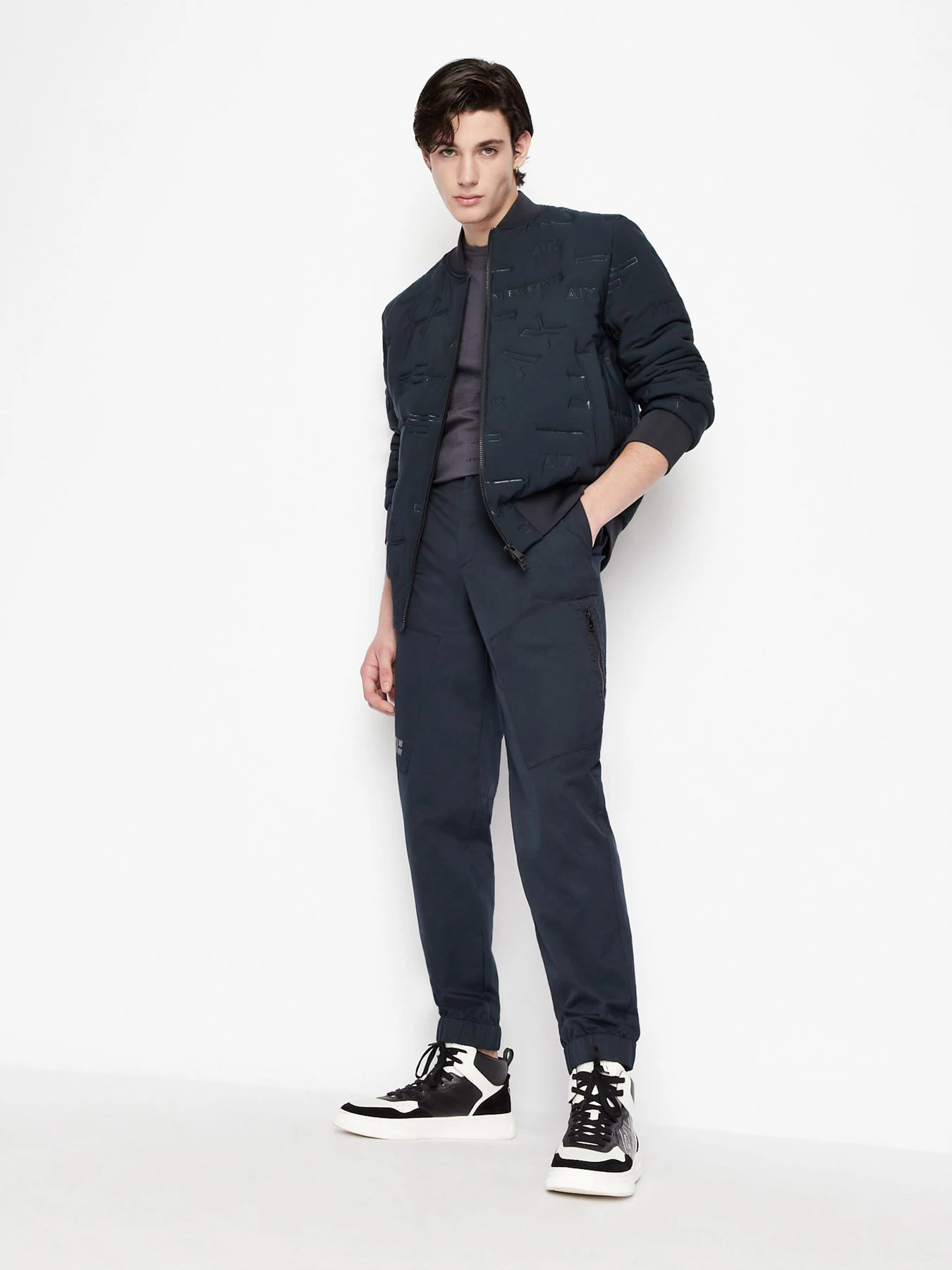 Куртки та дублянки Armani Exchange модель 6LZB04-ZNUDZ-25CQ Куртки та дублянки Armani Exchange модель 6LZB04-ZNUDZ-25CQ Фото