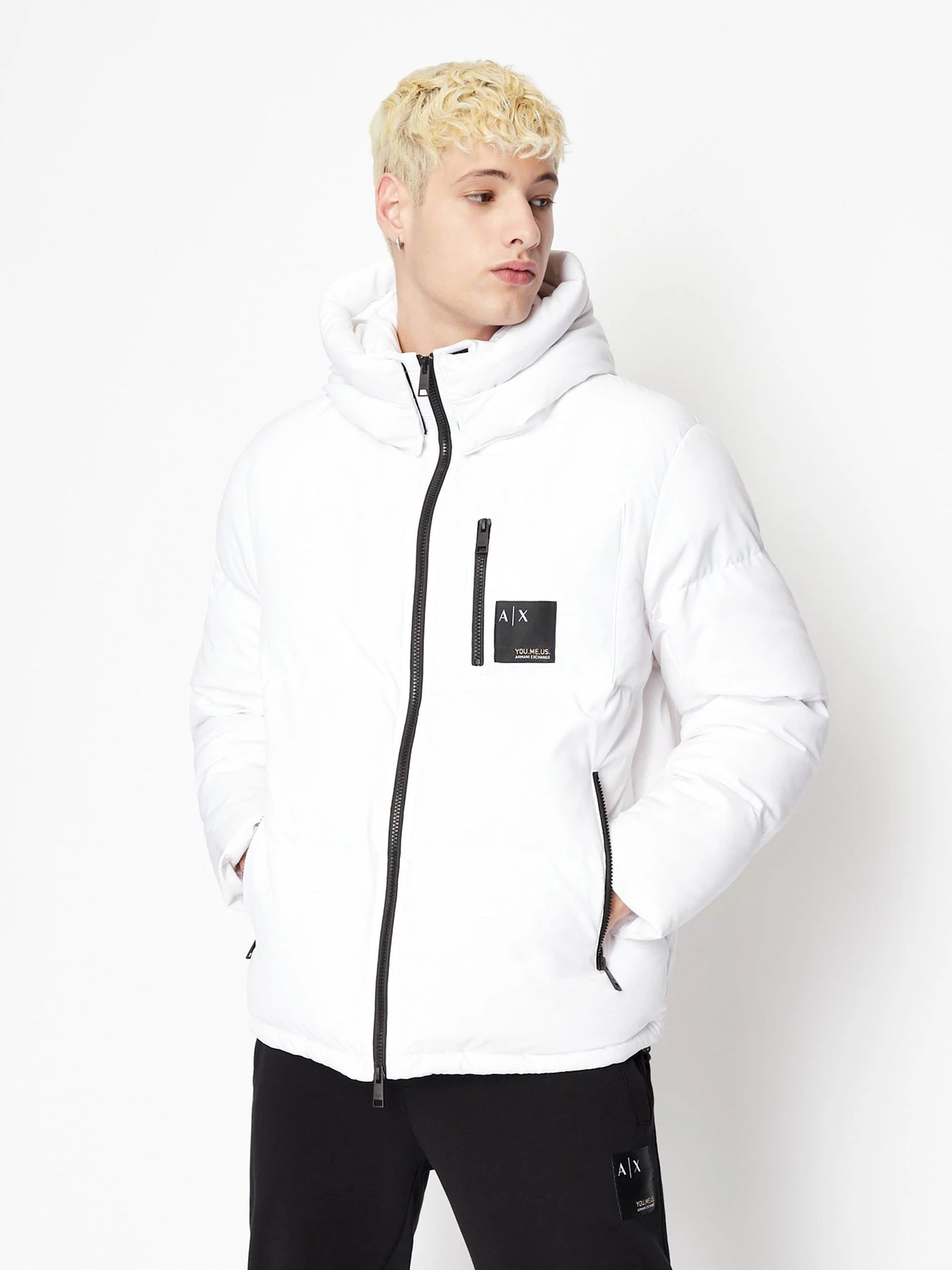 Куртки и дубленки Armani Exchange You.me.us. модель 6LZB12-ZNICZ-1100 Куртки и дубленки Armani Exchange You.me.us. модель 6LZB12-ZNICZ-1100 Фото