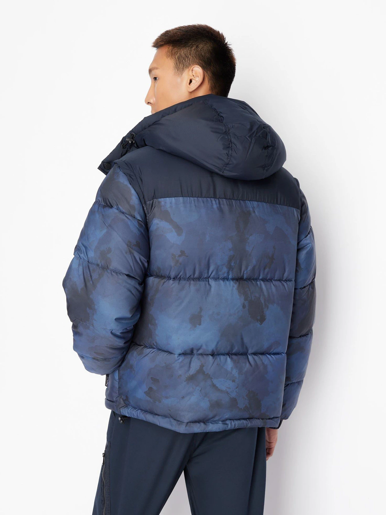 Куртки и дубленки Armani Exchange модель 6LZB22-ZNUQZ-55HV Куртки и дубленки Armani Exchange модель 6LZB22-ZNUQZ-55HV Фото