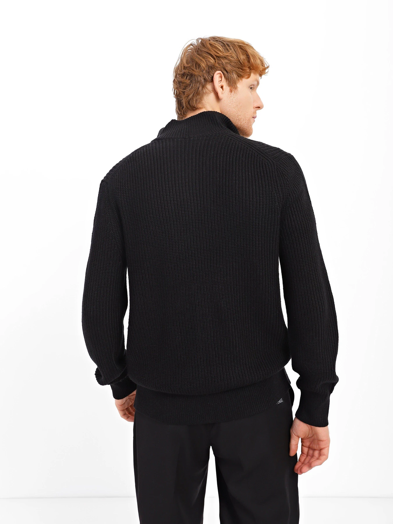 Светри та кардигани Armani Exchange модель 6LZE1A-ZM2AZ-1200 Светри та кардигани Armani Exchange модель 6LZE1A-ZM2AZ-1200 Фото