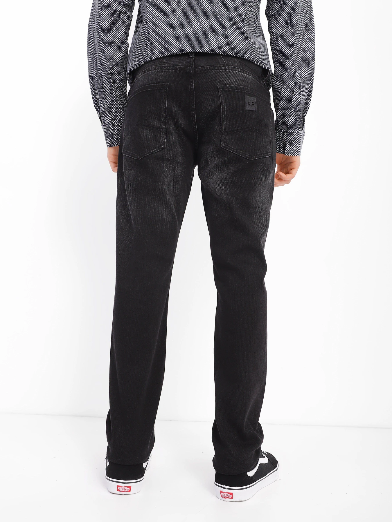 Джинсы Armani Exchange J13 модель 6LZJ13-Z1VQZ-0204 Джинсы Armani Exchange J13 модель 6LZJ13-Z1VQZ-0204 Фото
