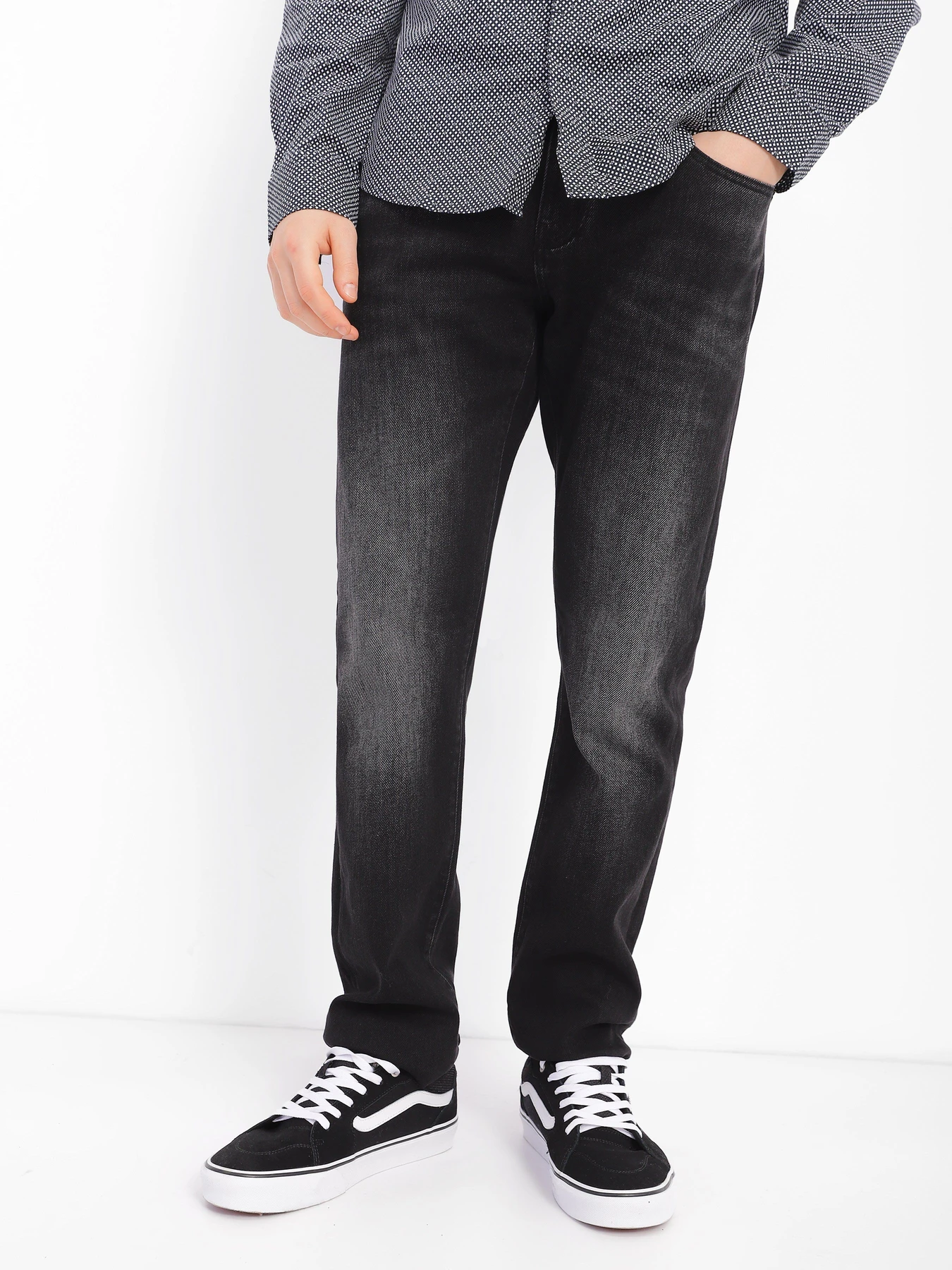 Джинсы Armani Exchange J13 модель 6LZJ13-Z1VQZ-0204 Джинсы Armani Exchange J13 модель 6LZJ13-Z1VQZ-0204 Фото