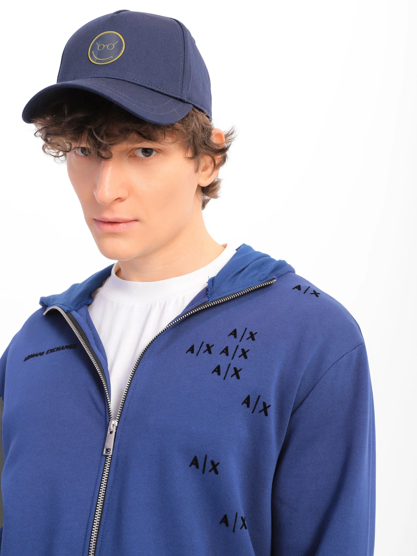 Худи и свитшоты Armani Exchange модель 6LZMAT-ZJBWZ-1562 Худи и свитшоты Armani Exchange модель 6LZMAT-ZJBWZ-1562 Фото