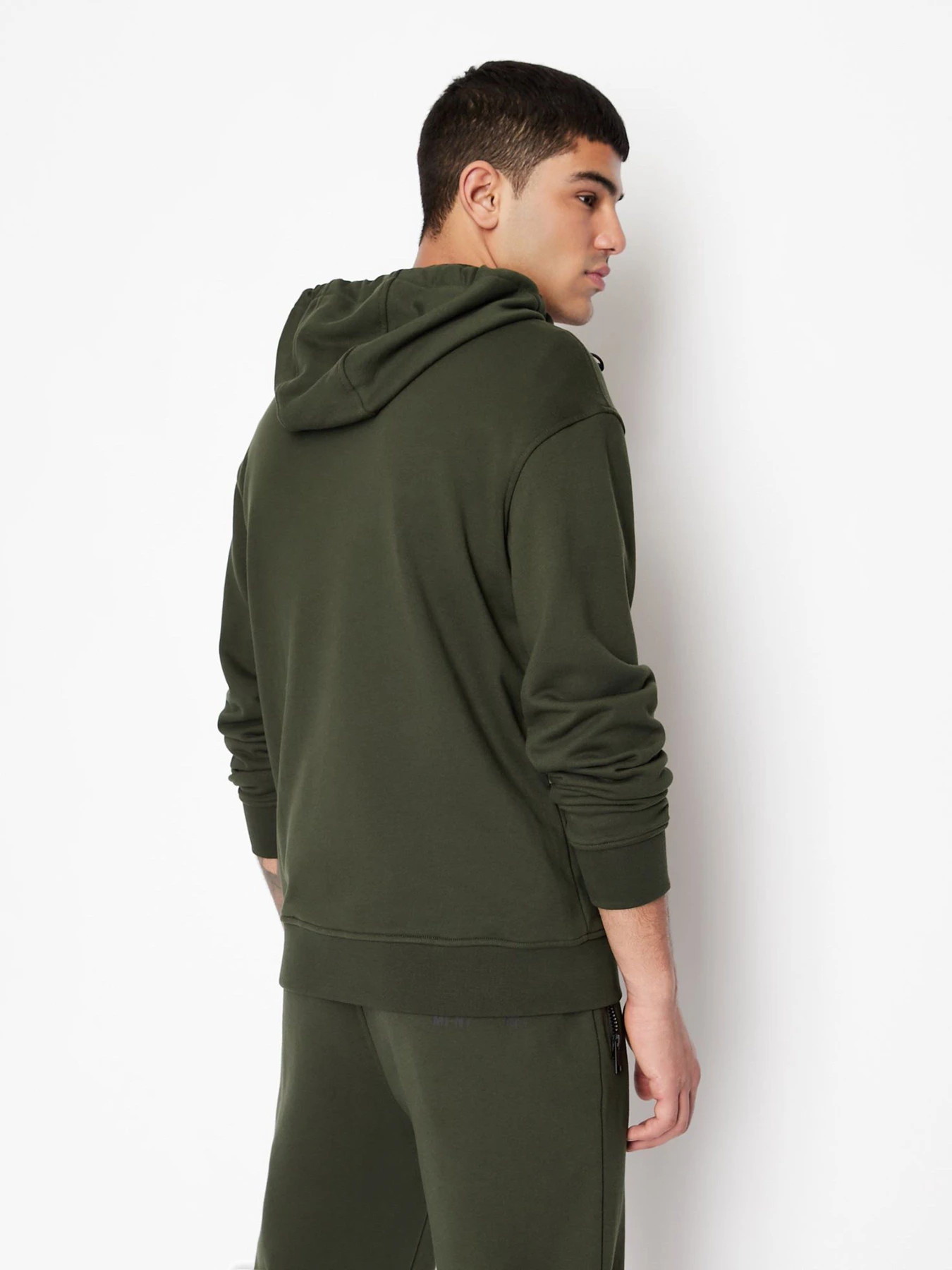 Худи и свитшоты Armani Exchange модель 6LZMFB-ZJXAZ-4875 Худи и свитшоты Armani Exchange модель 6LZMFB-ZJXAZ-4875 Фото