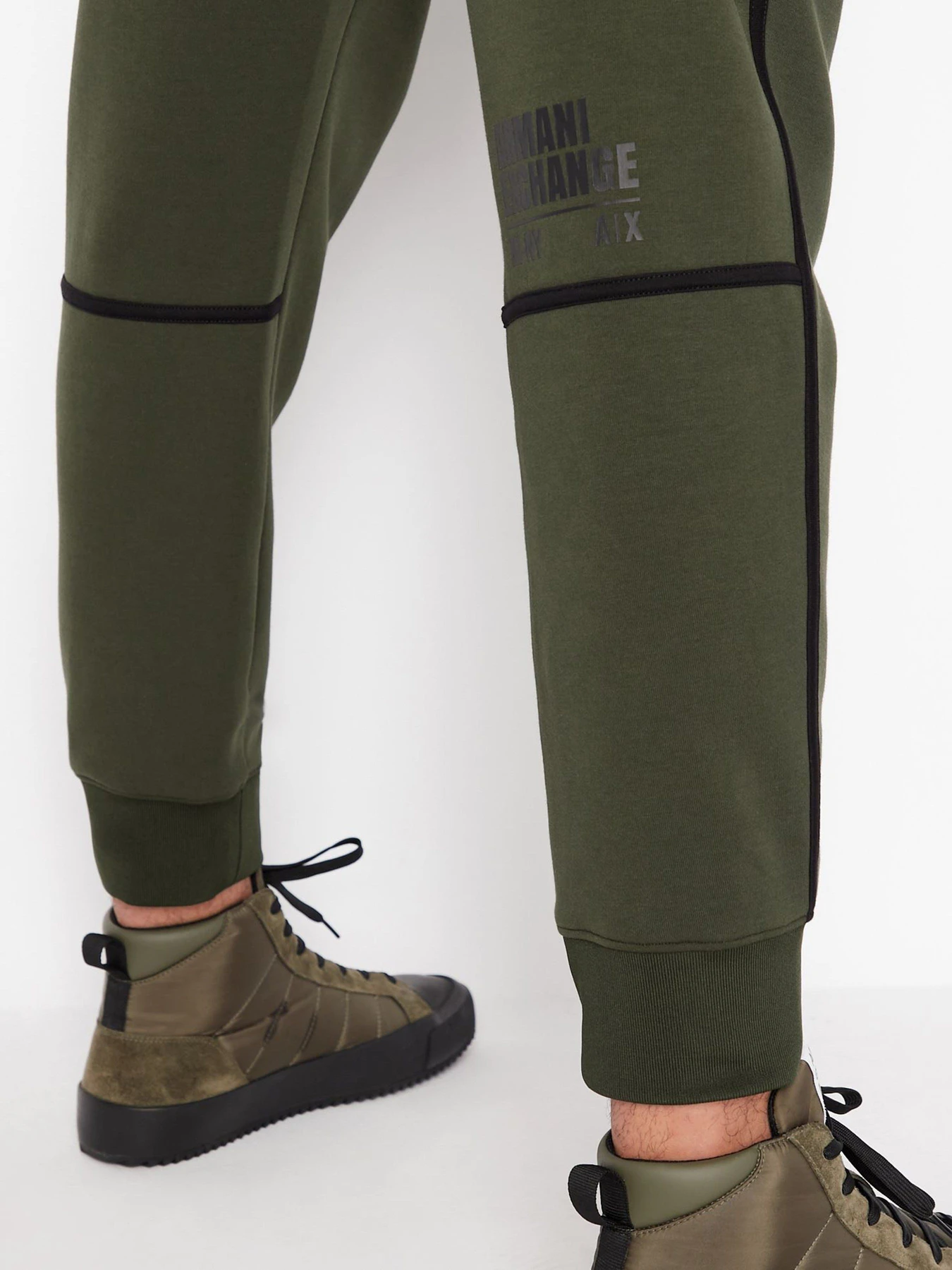 Штани Armani Exchange модель 6LZPFD-ZJ5NZ-1851 Штани Armani Exchange модель 6LZPFD-ZJ5NZ-1851 Фото