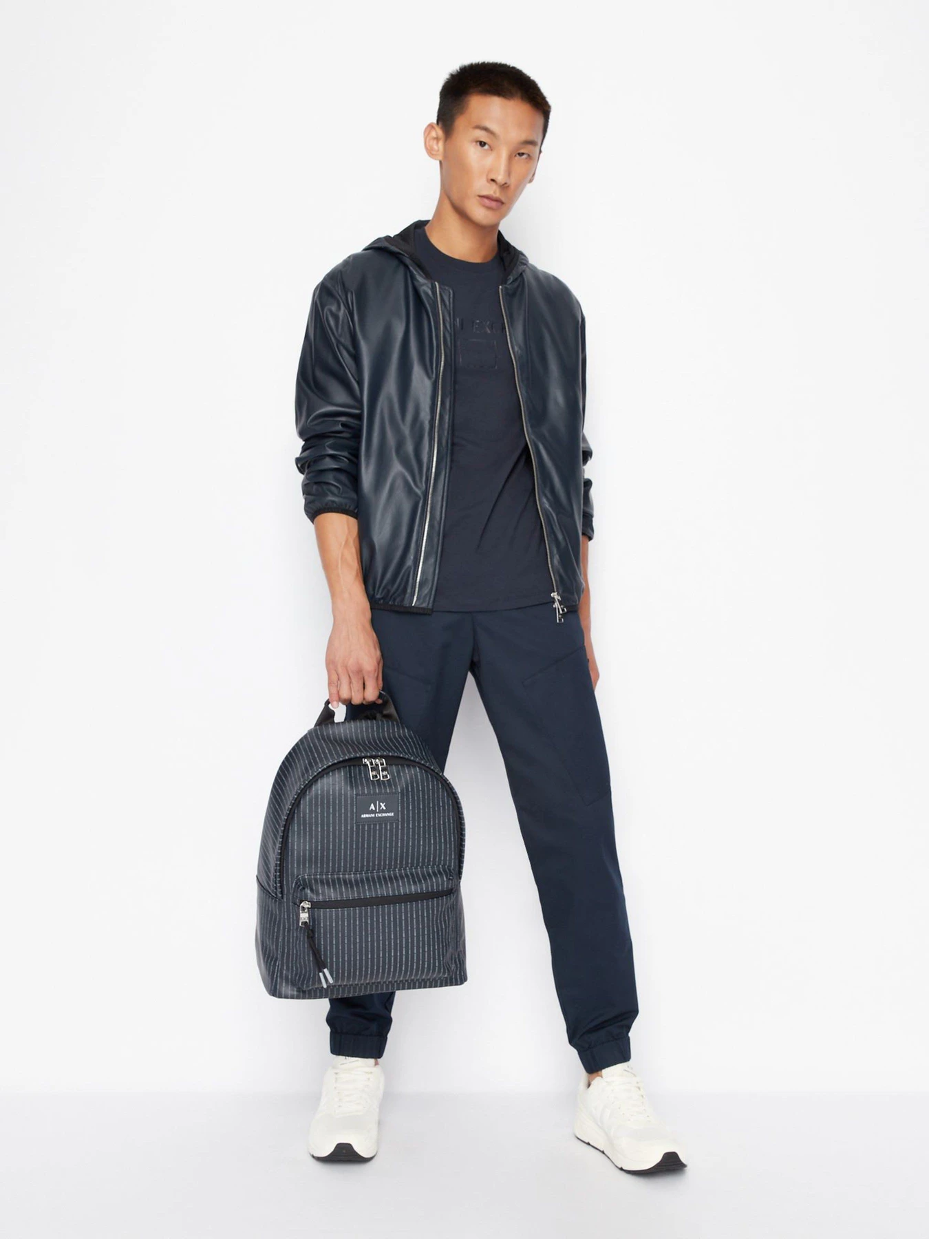 Футболки і поло Armani Exchange модель 6LZTAN-ZJGCZ-1510 Фото