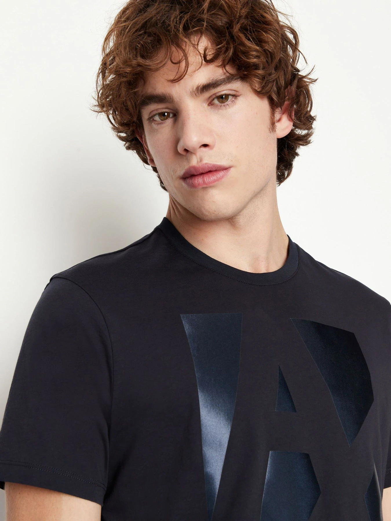 Футболки и поло Armani Exchange модель 6LZTHA-ZJ8EZ-1510 Футболки и поло Armani Exchange модель 6LZTHA-ZJ8EZ-1510 Фото