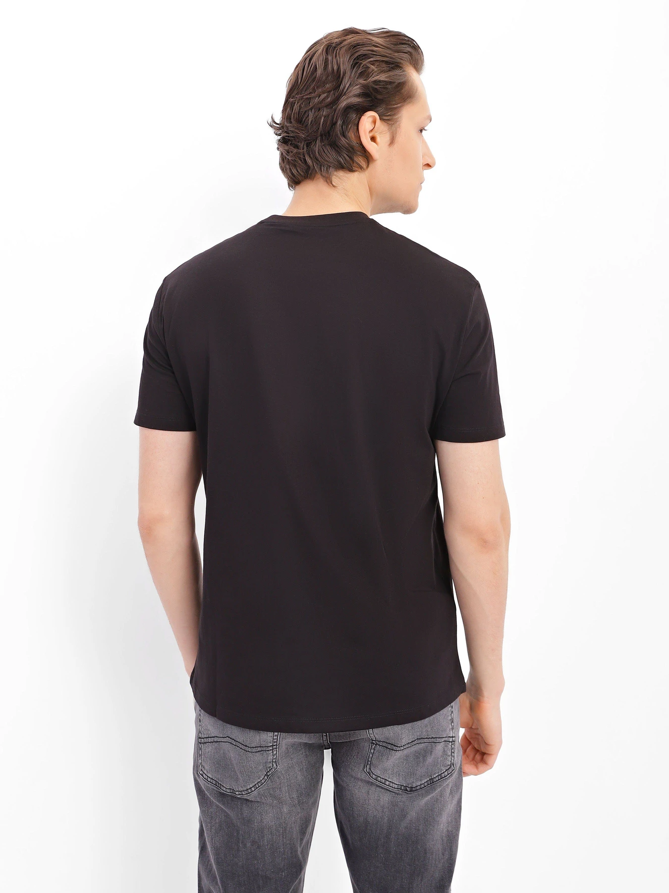 Футболки и поло Armani Exchange модель 6LZTHJ-ZJBVZ-1200 Футболки и поло Armani Exchange модель 6LZTHJ-ZJBVZ-1200 Фото