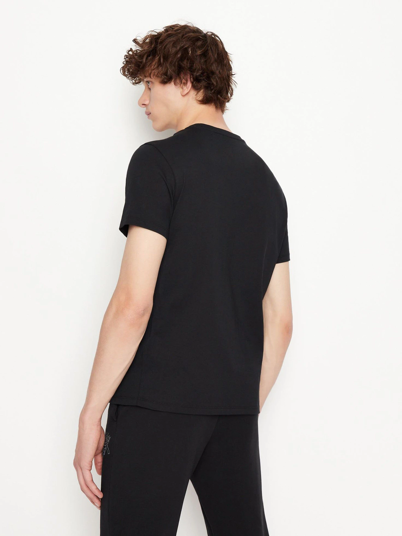 Футболки и поло Armani Exchange модель 6LZTHL-ZJ5LZ-1200 Футболки и поло Armani Exchange модель 6LZTHL-ZJ5LZ-1200 Фото
